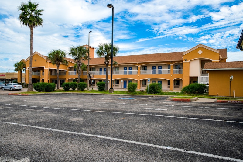 Island Inn By OYO Galveston Beach, TX
