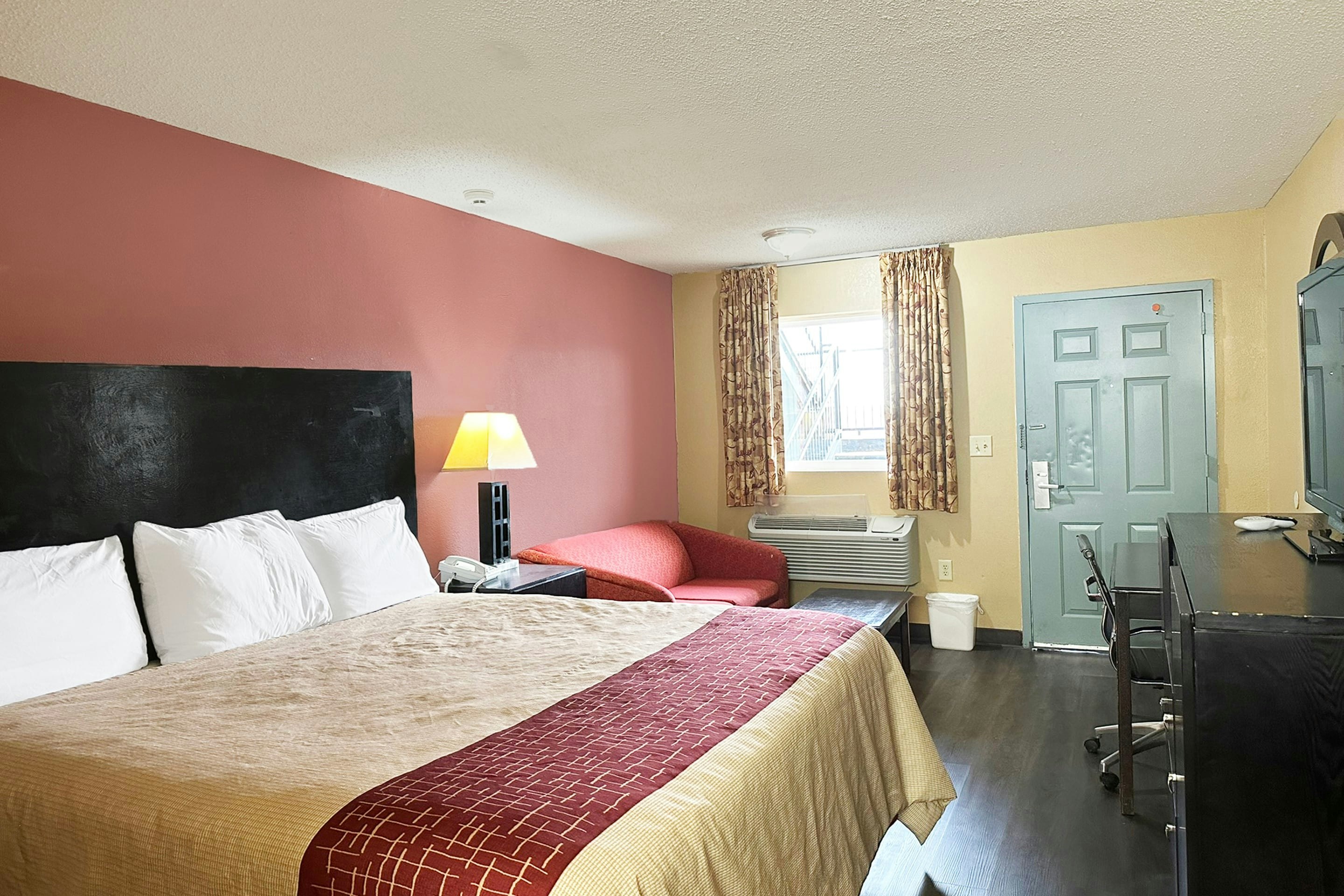 Garden Inn Suites