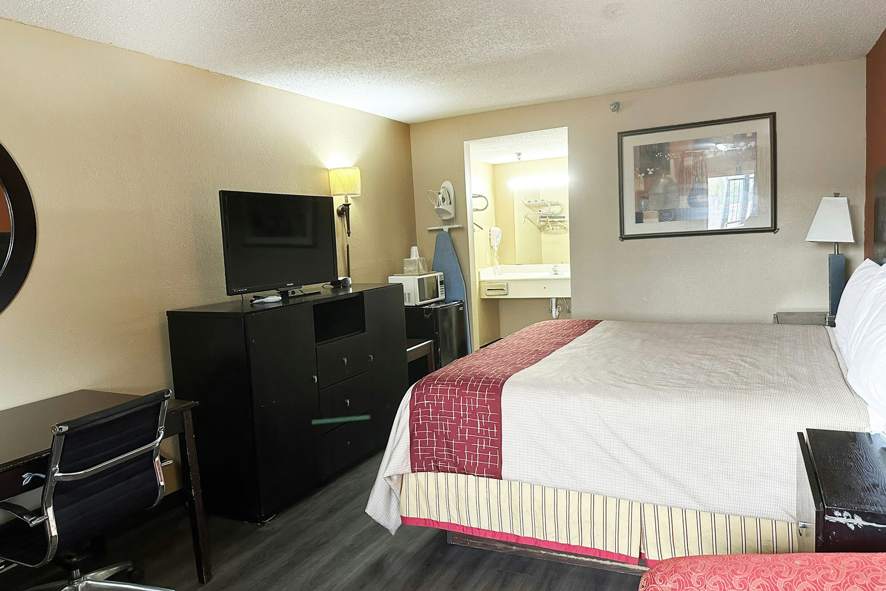 Garden Inn Suites
