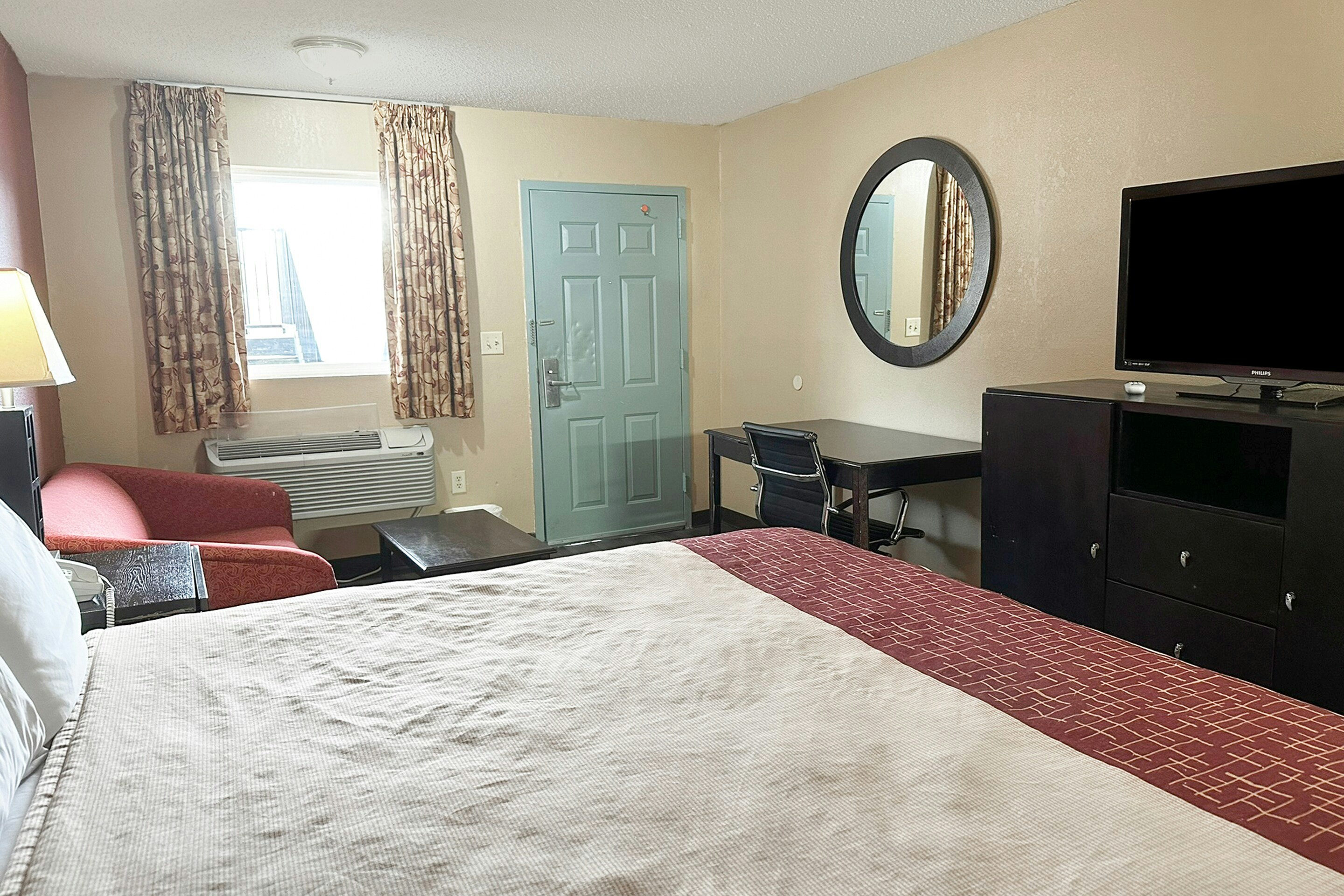 Garden Inn Suites