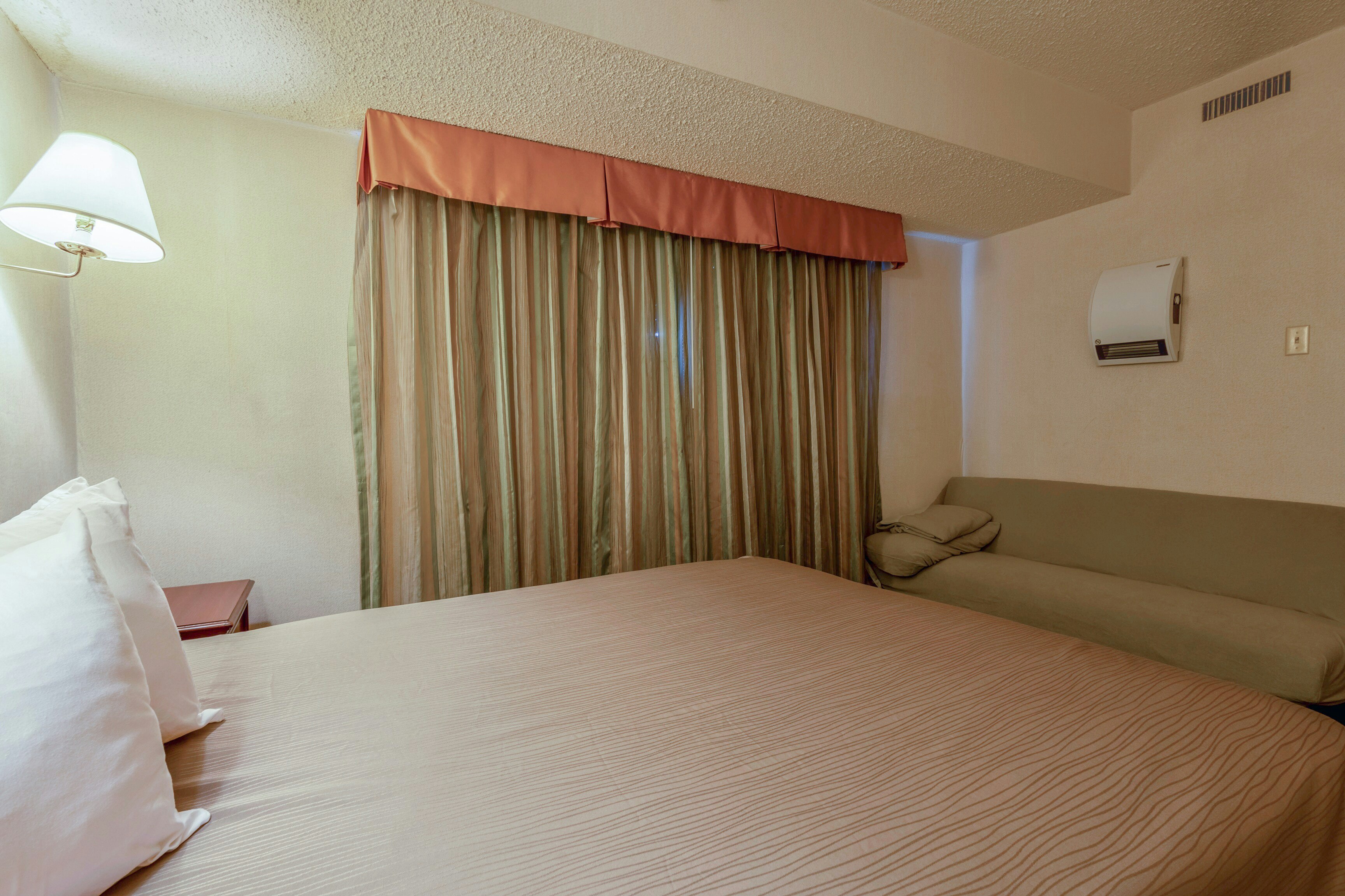 Royal Holiday Motel By Belvilla Gallup I-40