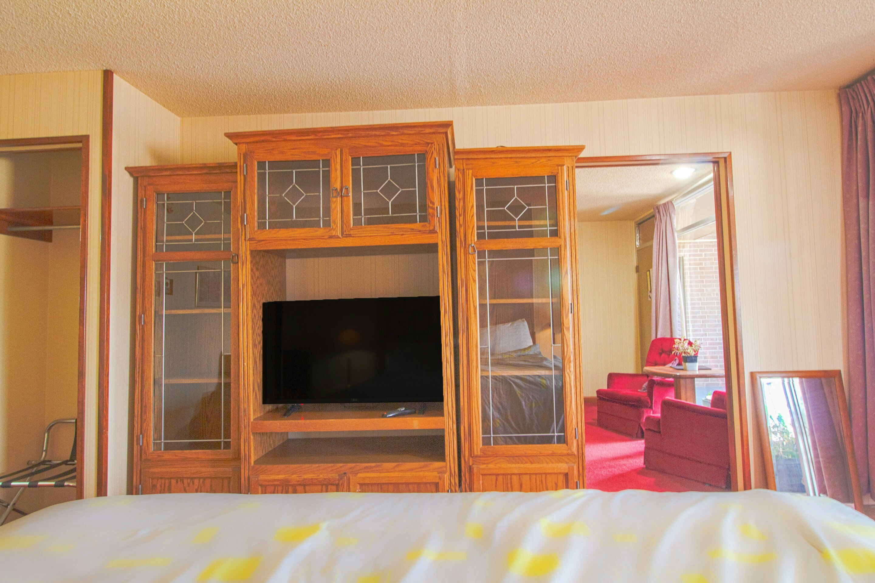 Suite - King Bed