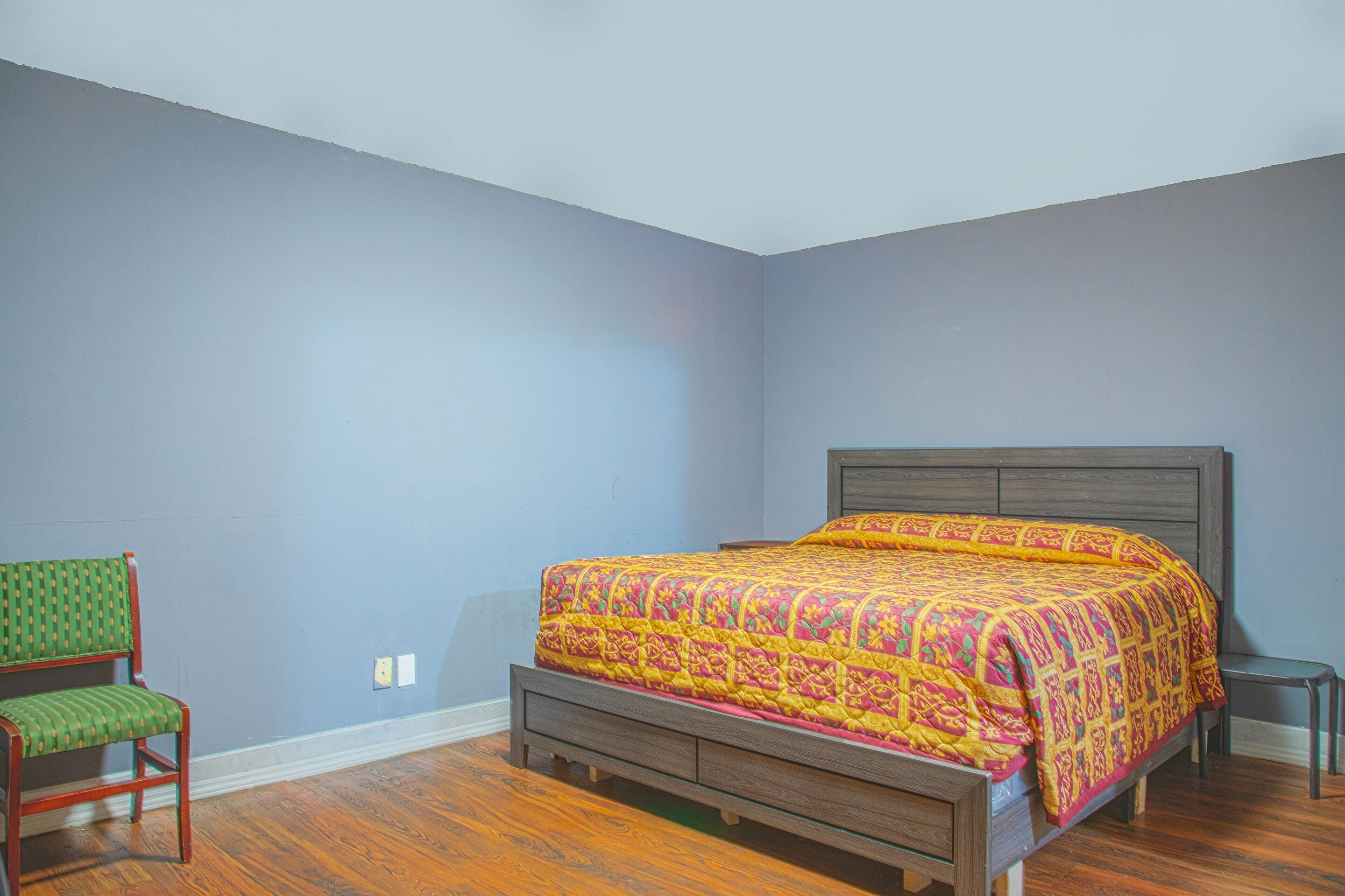 Suite - King Bed