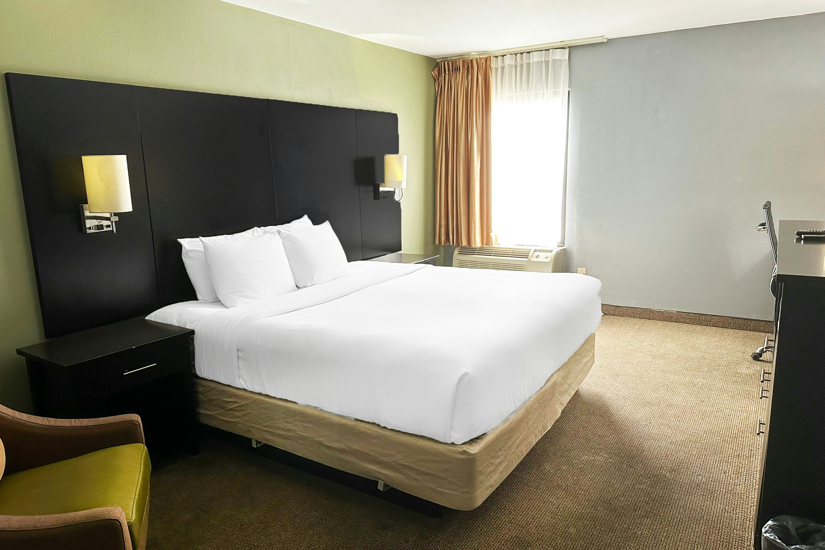 King Bed Accessible