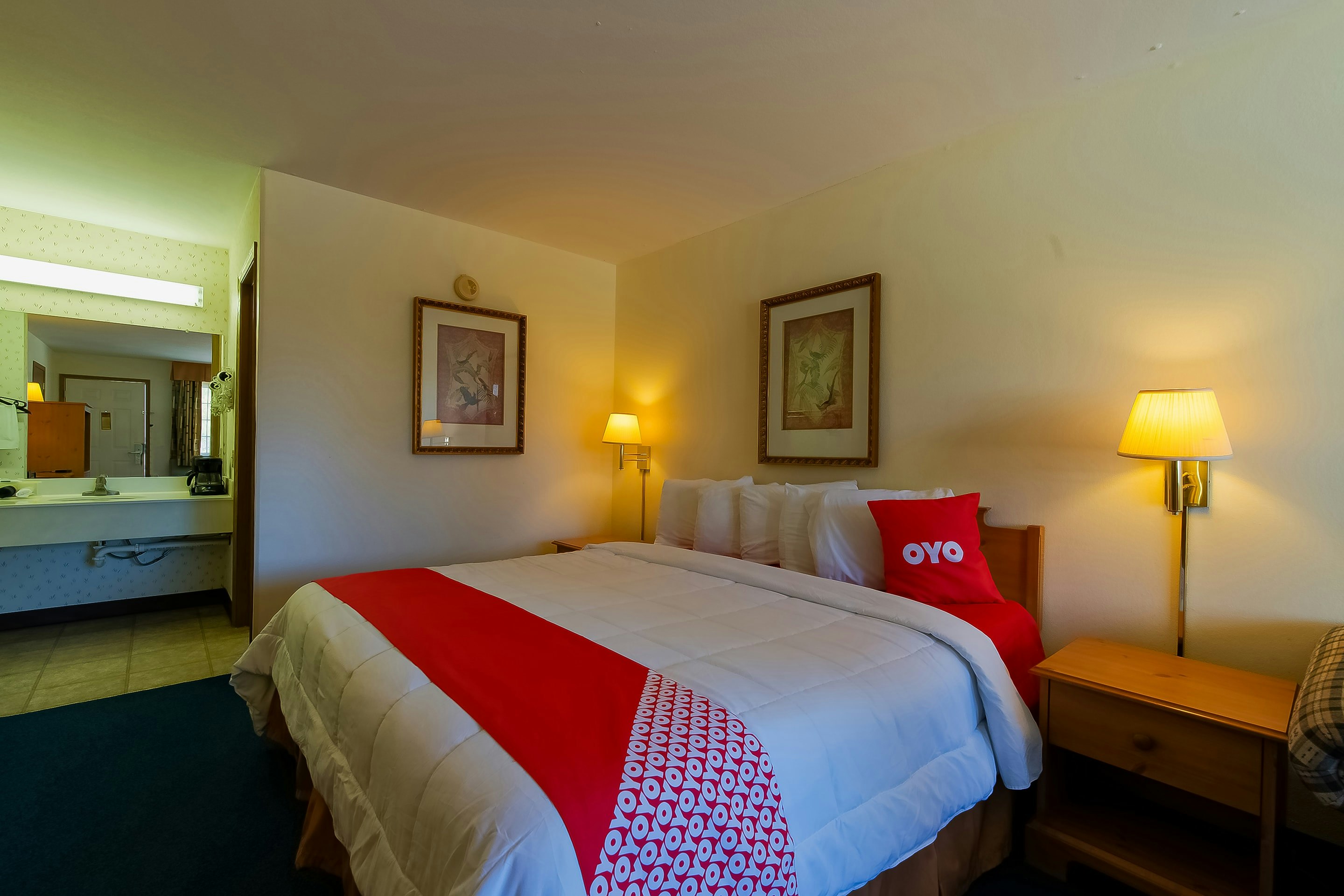 Hotel O Eureka Springs – Christ of Ozark Area