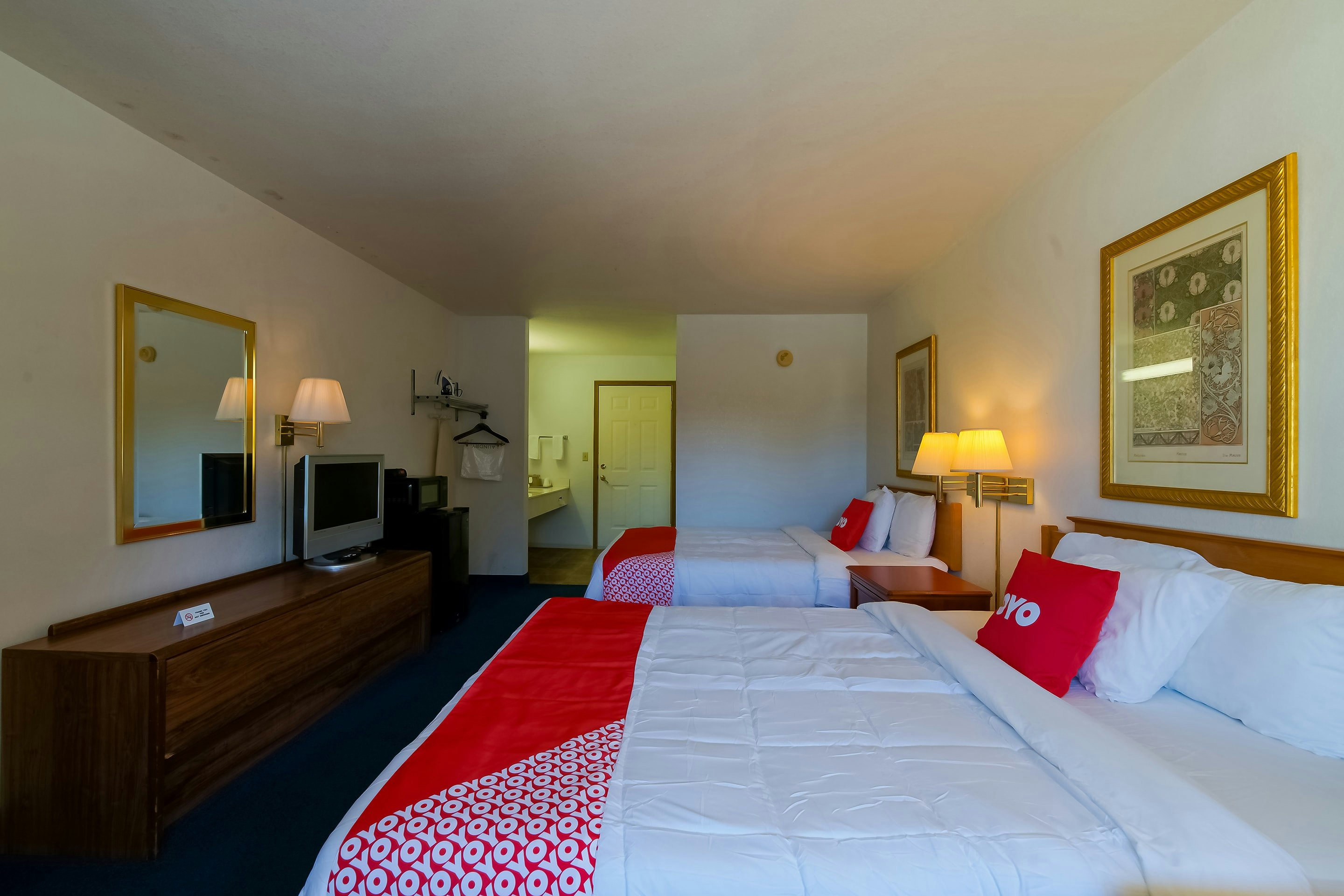 2 Queen Bed Accessible