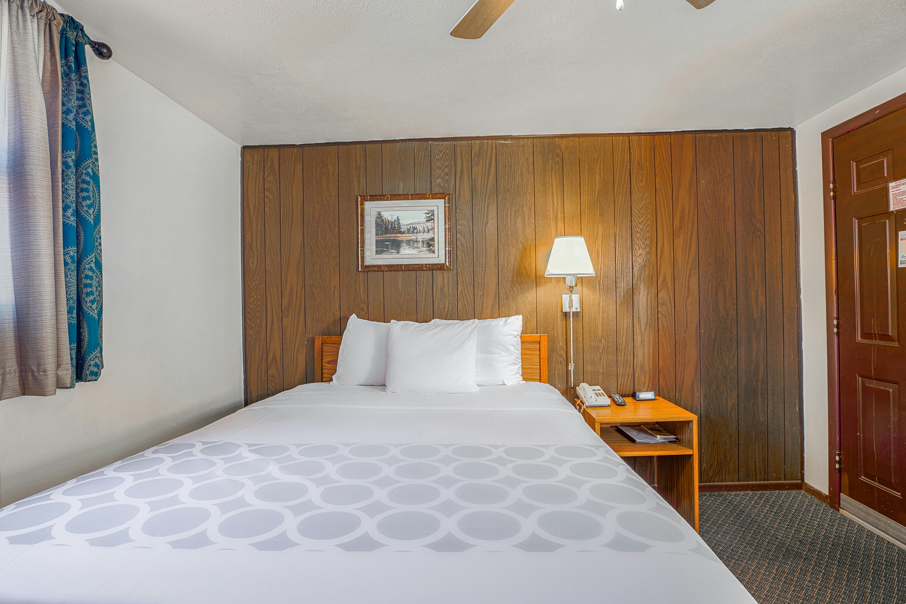 Love Hotels Silver Street by OYO at Hurley WI