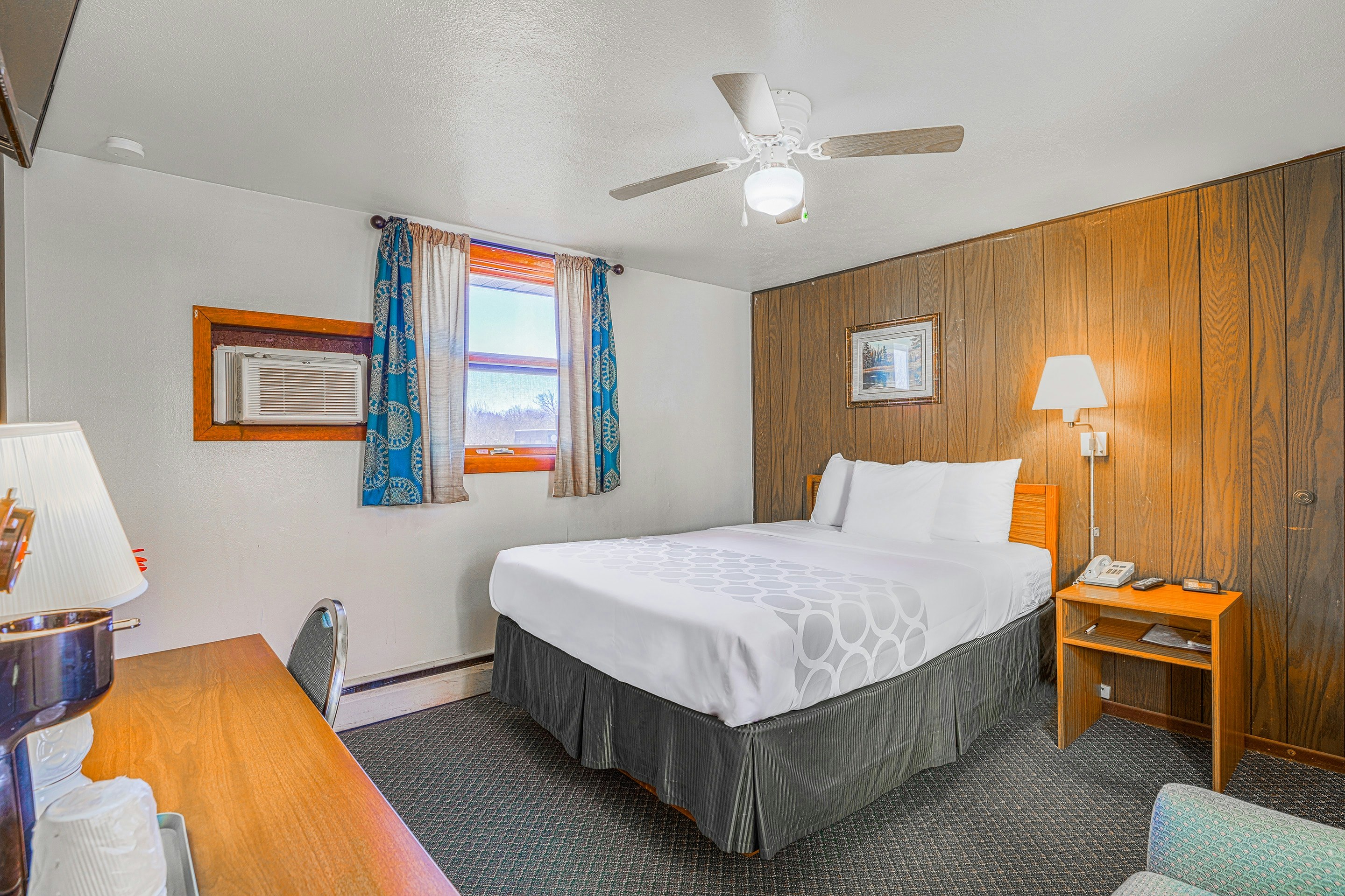 Love Hotels Silver Street by OYO at Hurley WI