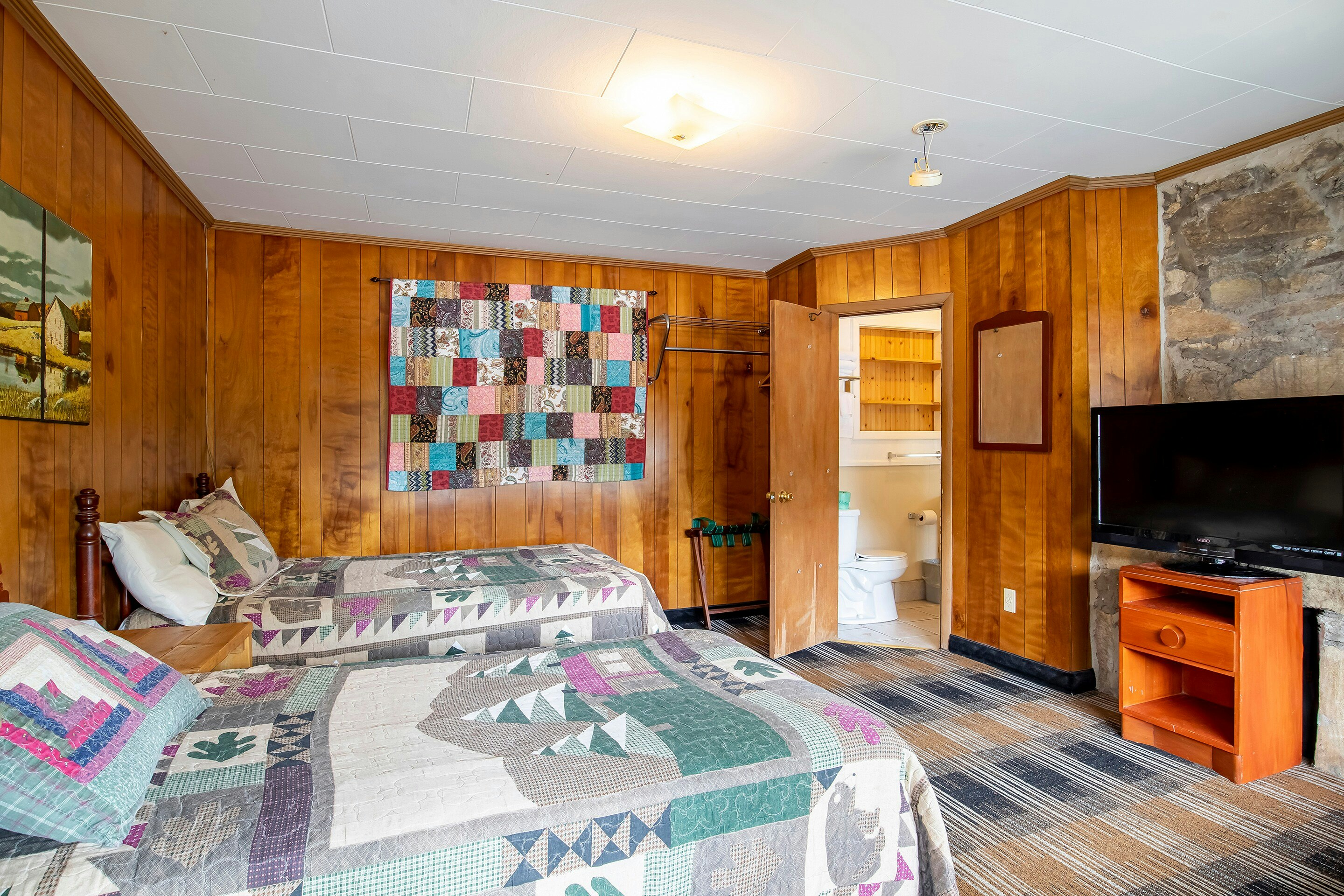 2 Bedroom Apartment with Kitchenette