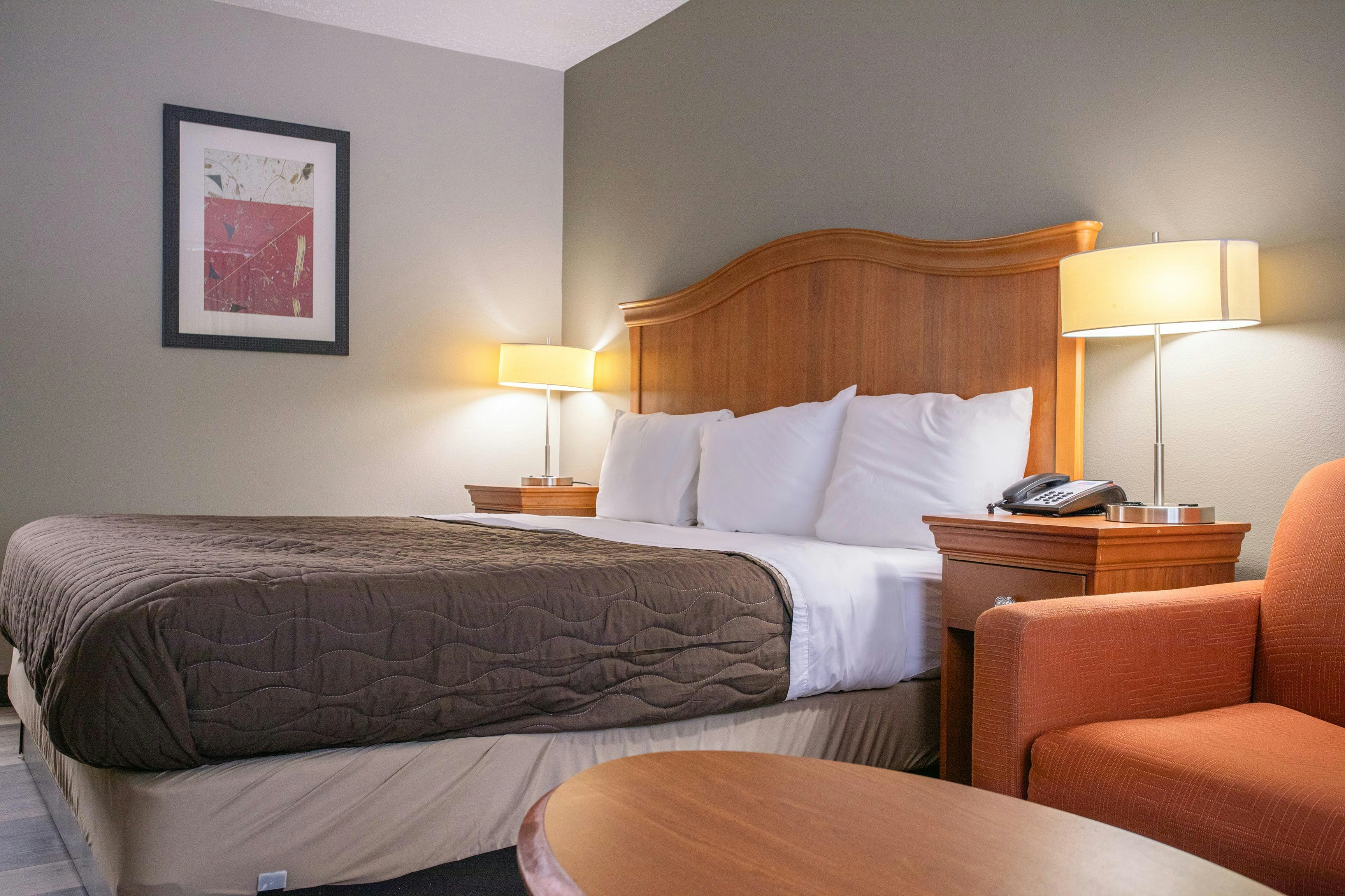 OYO hotel Greensboro east I 40