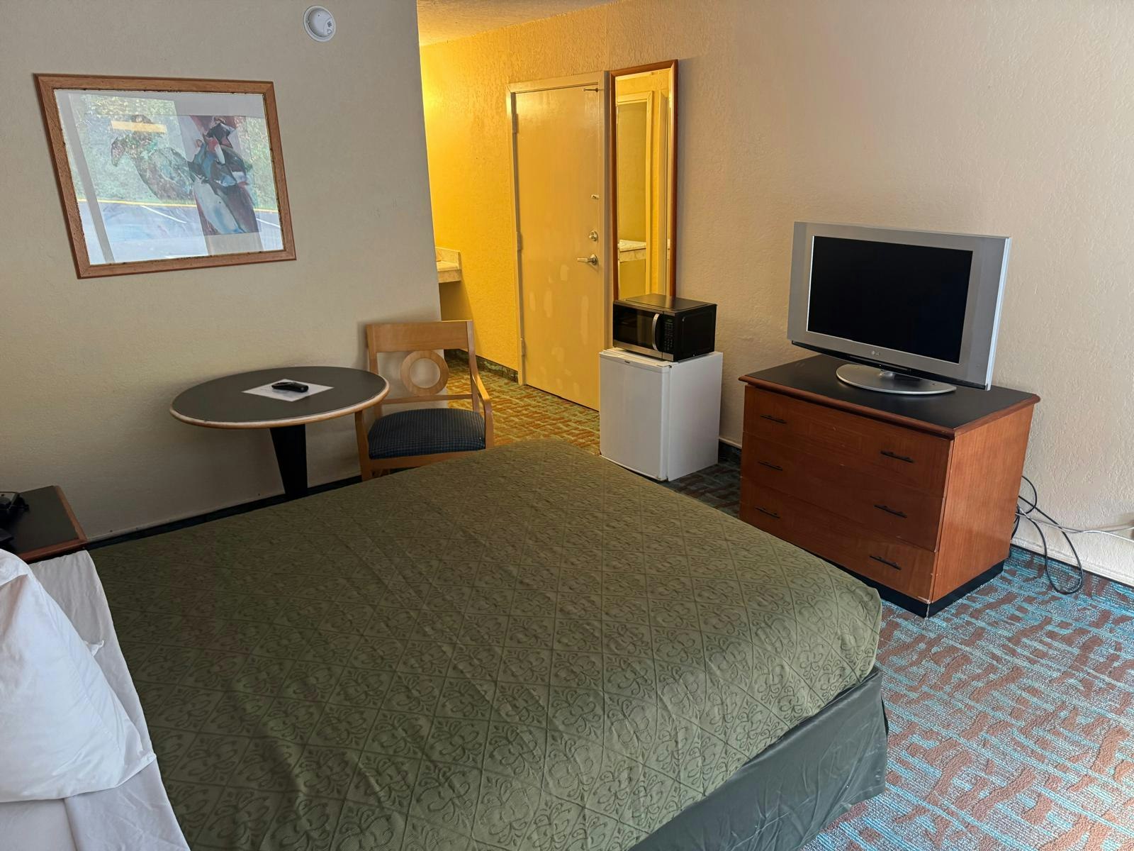 Queen Bed Accessible
