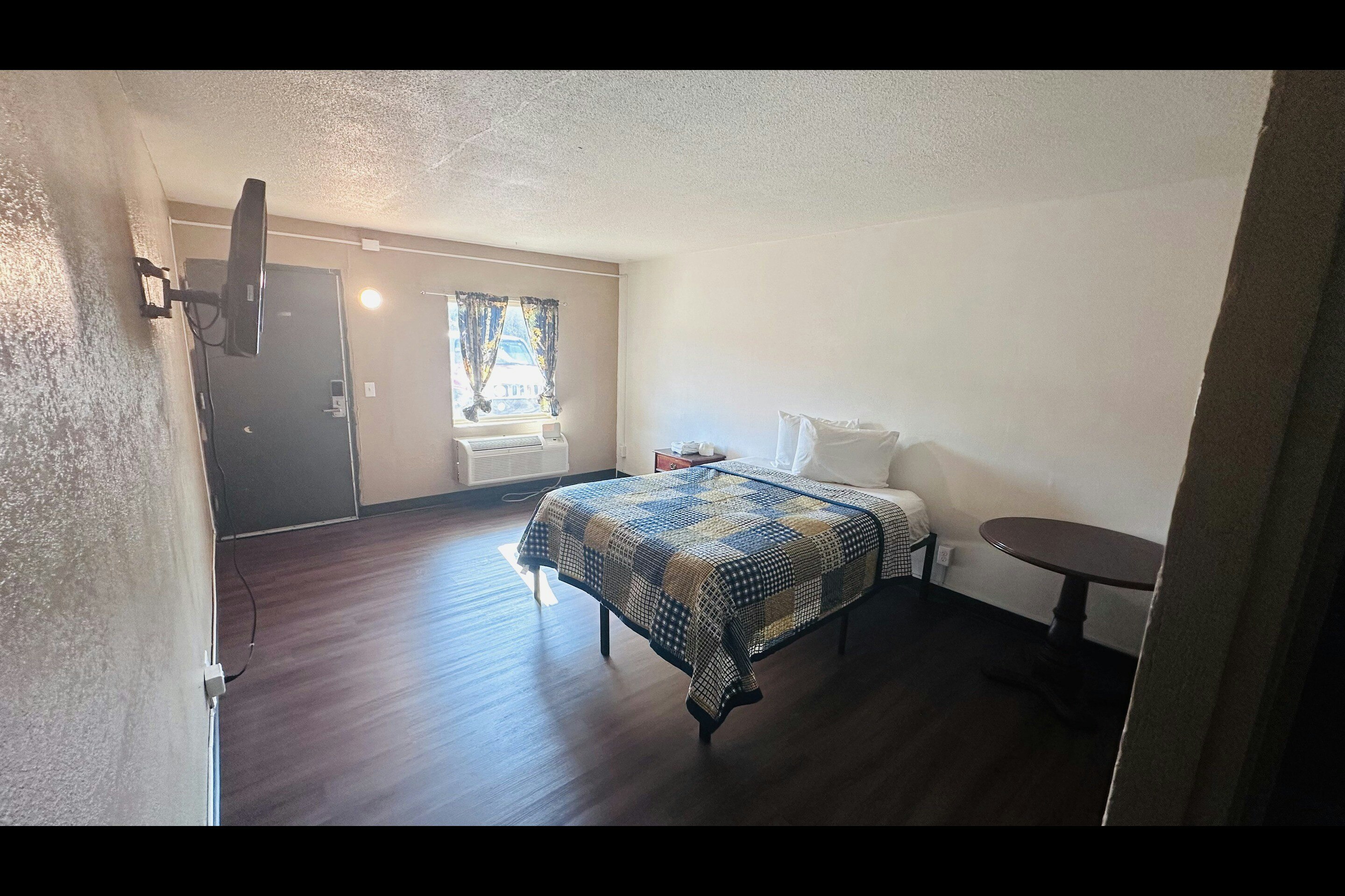 Hallmark Inn By OYO Fort Wayne