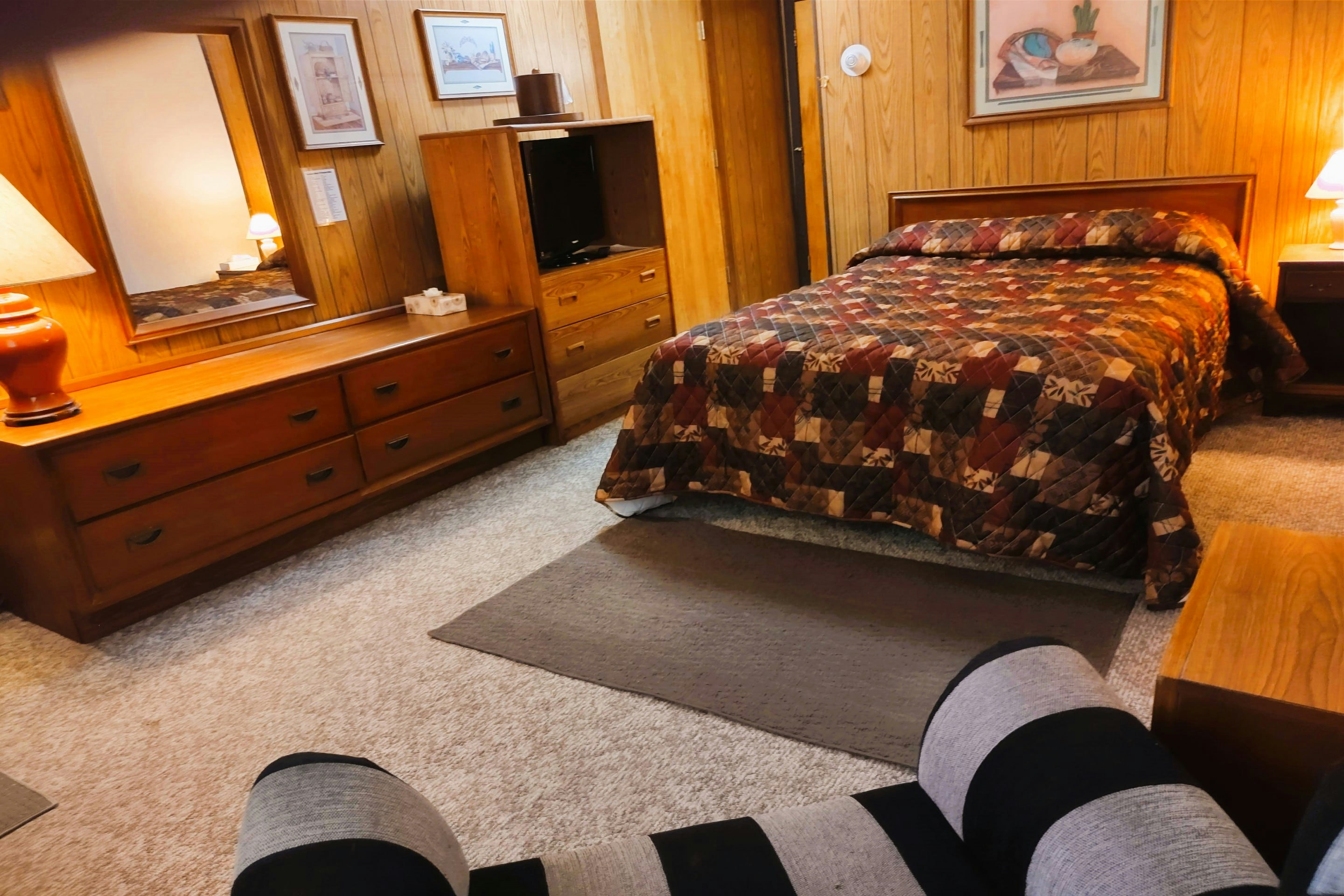 Love Hotels Voyageur by OYO at International Falls MN