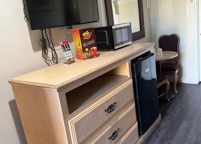 Robinhood Motel Anaheim West