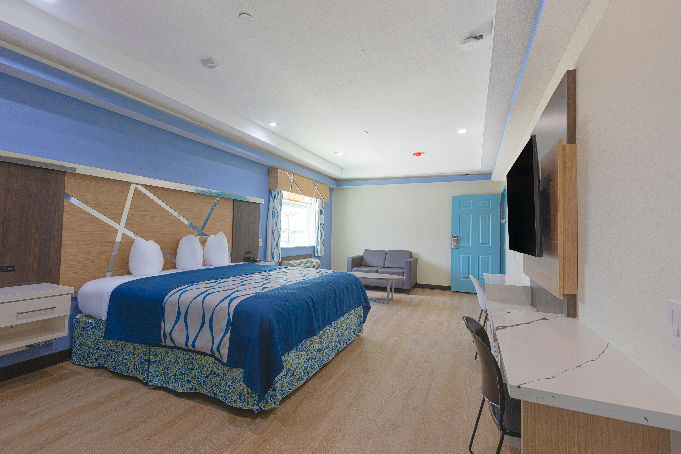 La Vyoma Villas, Westpark Hwy 6