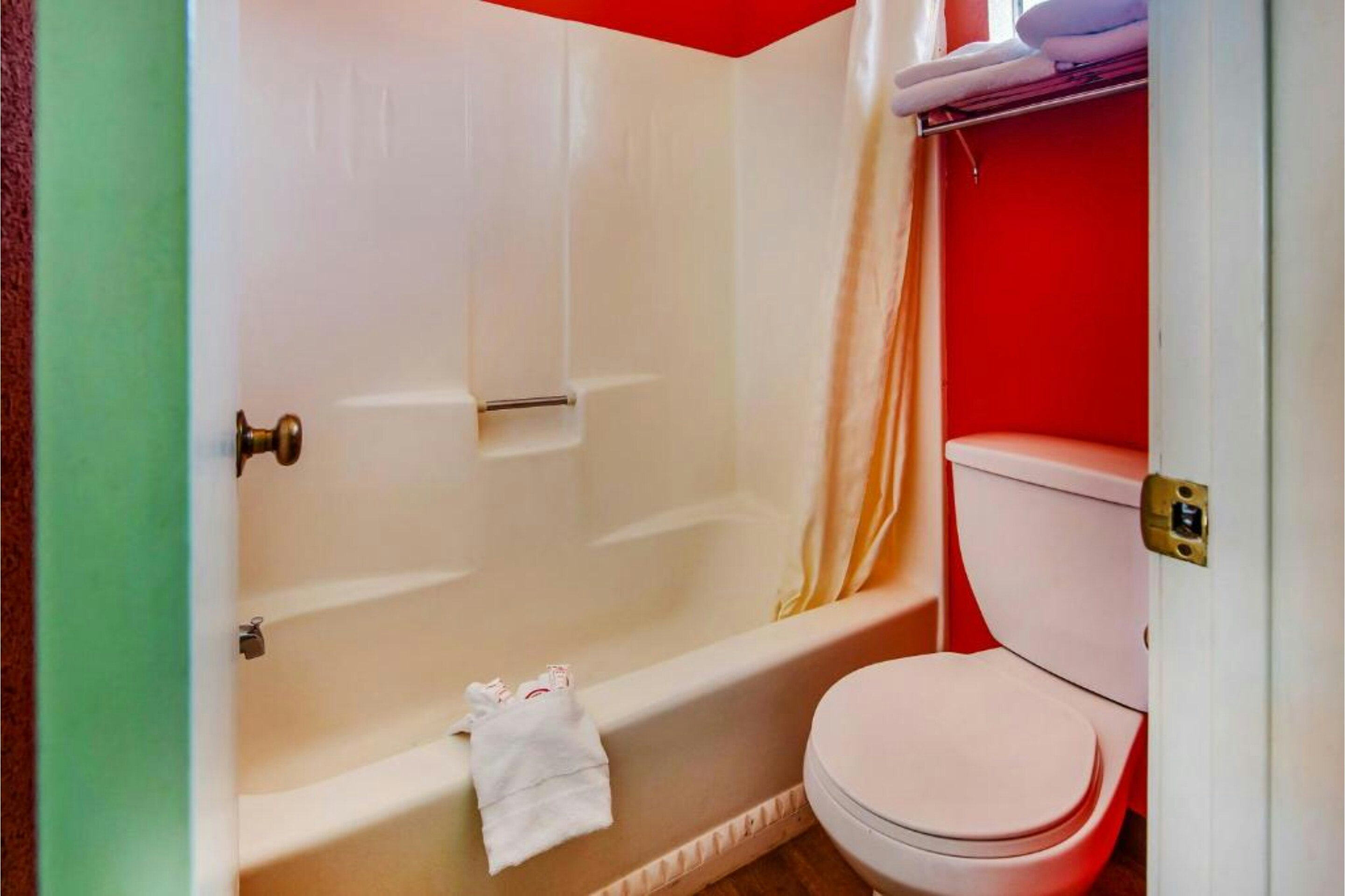 Hotel Europa Ridgecrest