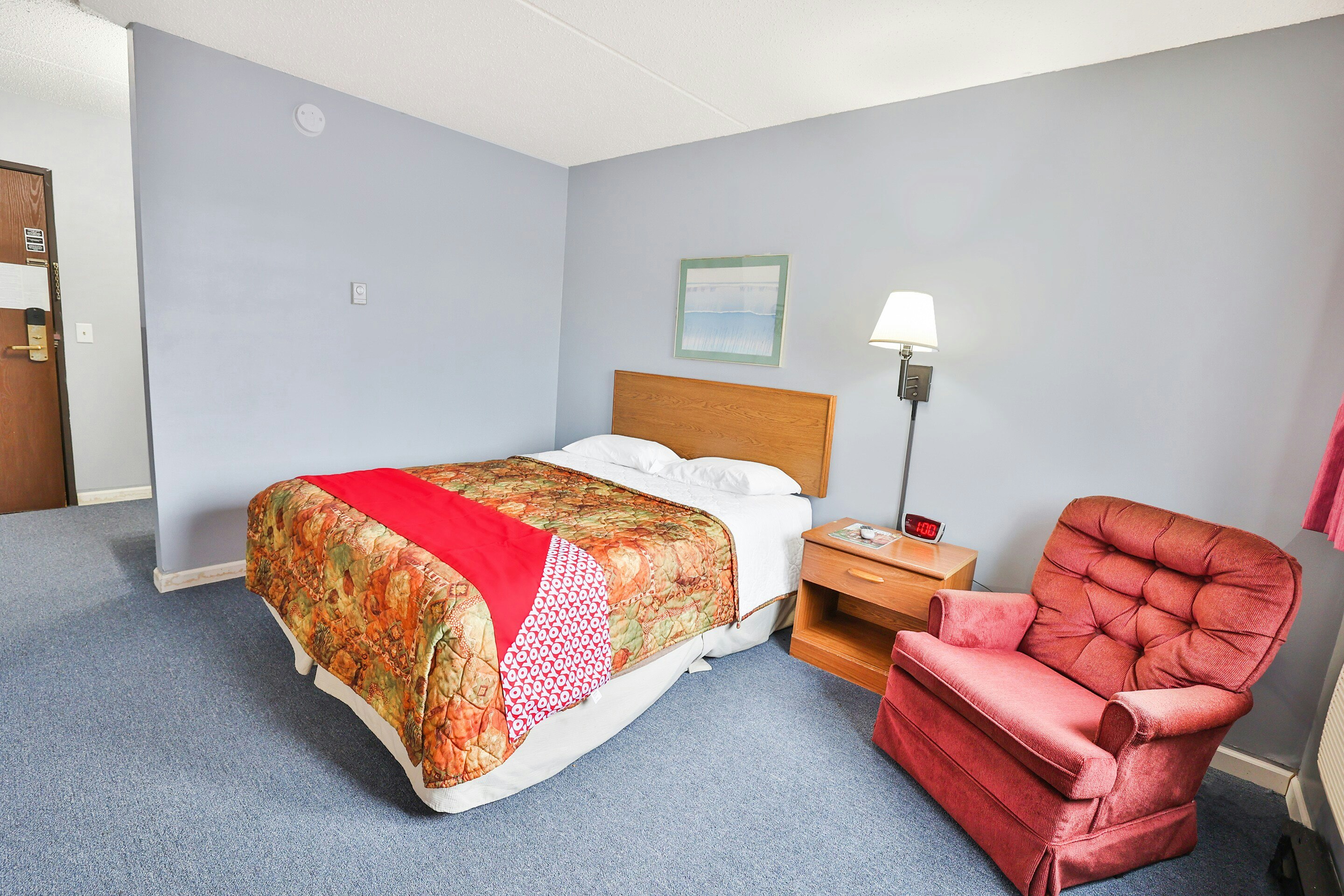 OYO Hotel Pipestone MN, Canterbury Park