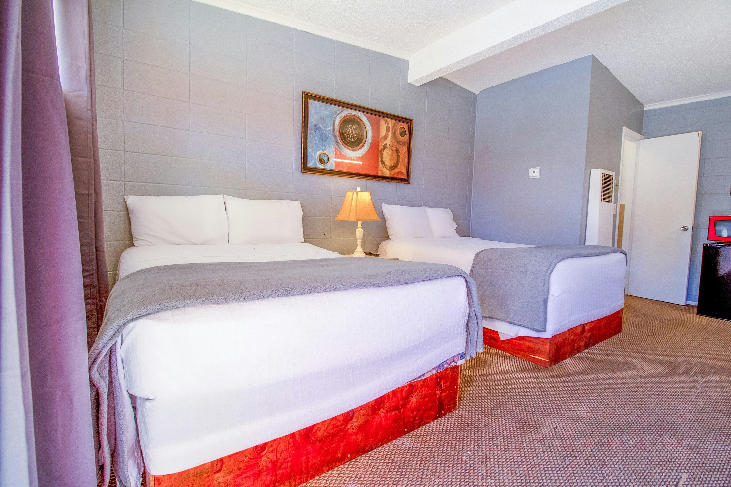 2 Queen Bed
