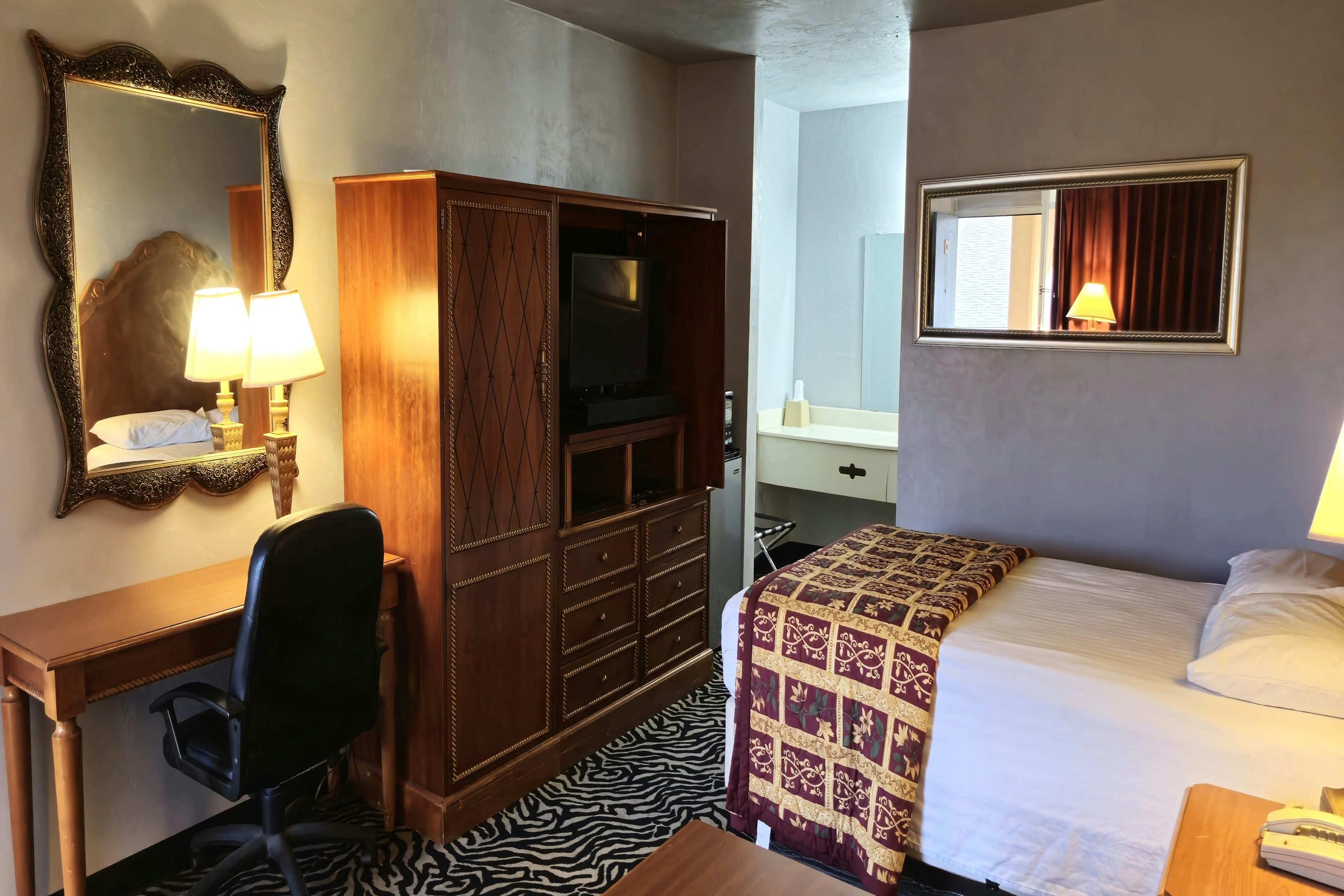 Castle Inn Suites by OYO Lawton