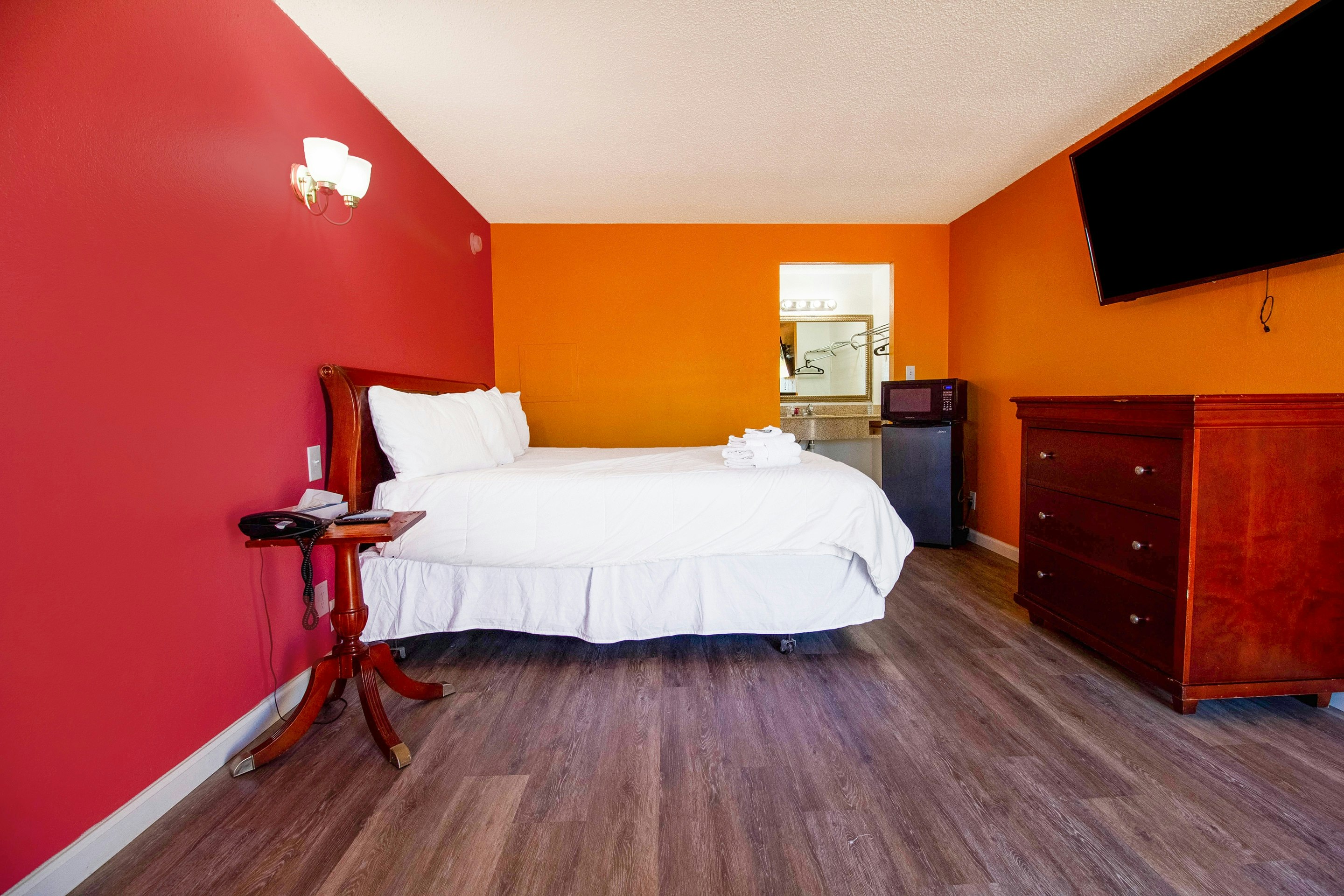 King Bed Non-Smoking