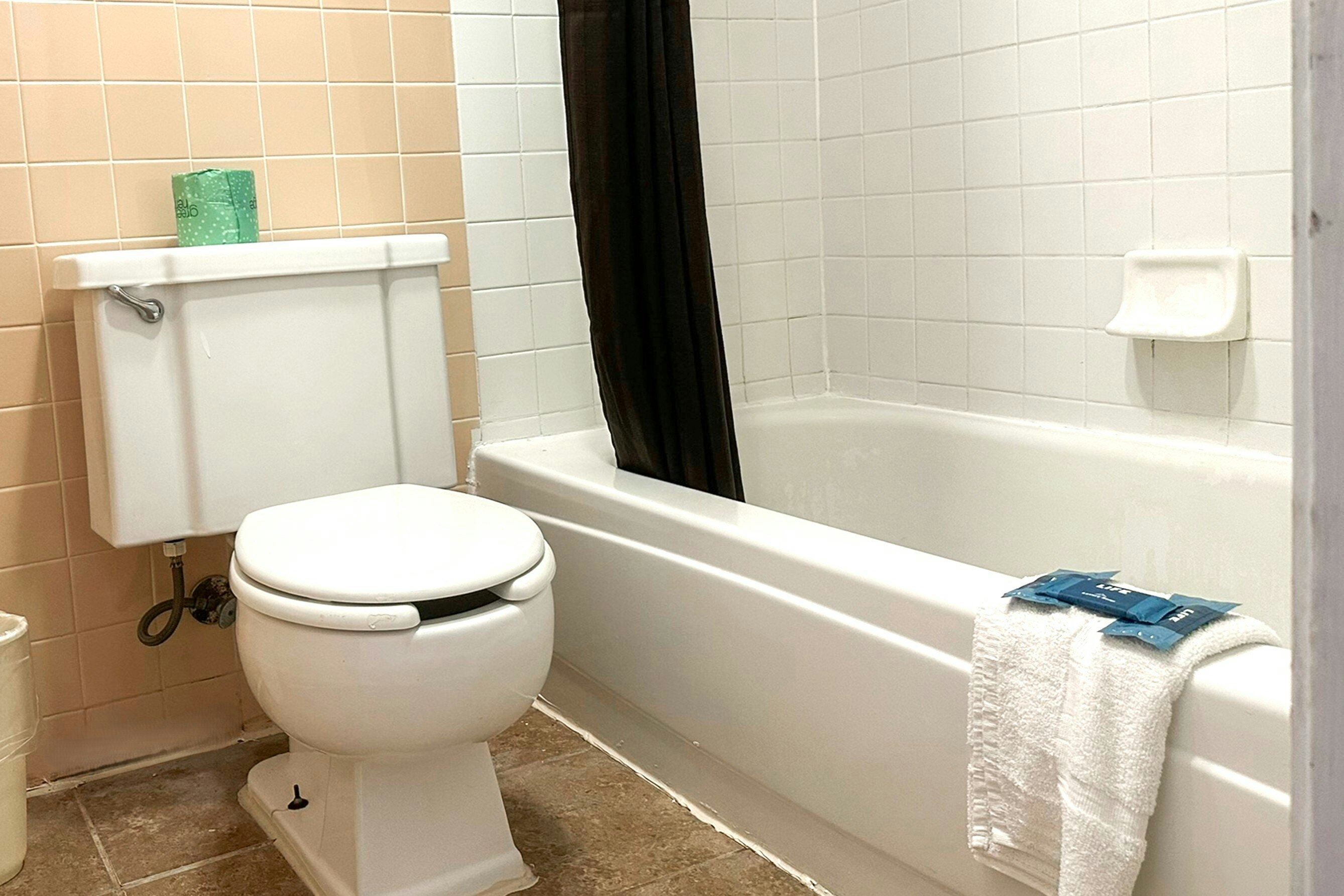 2 Full Beds Non-Smoking