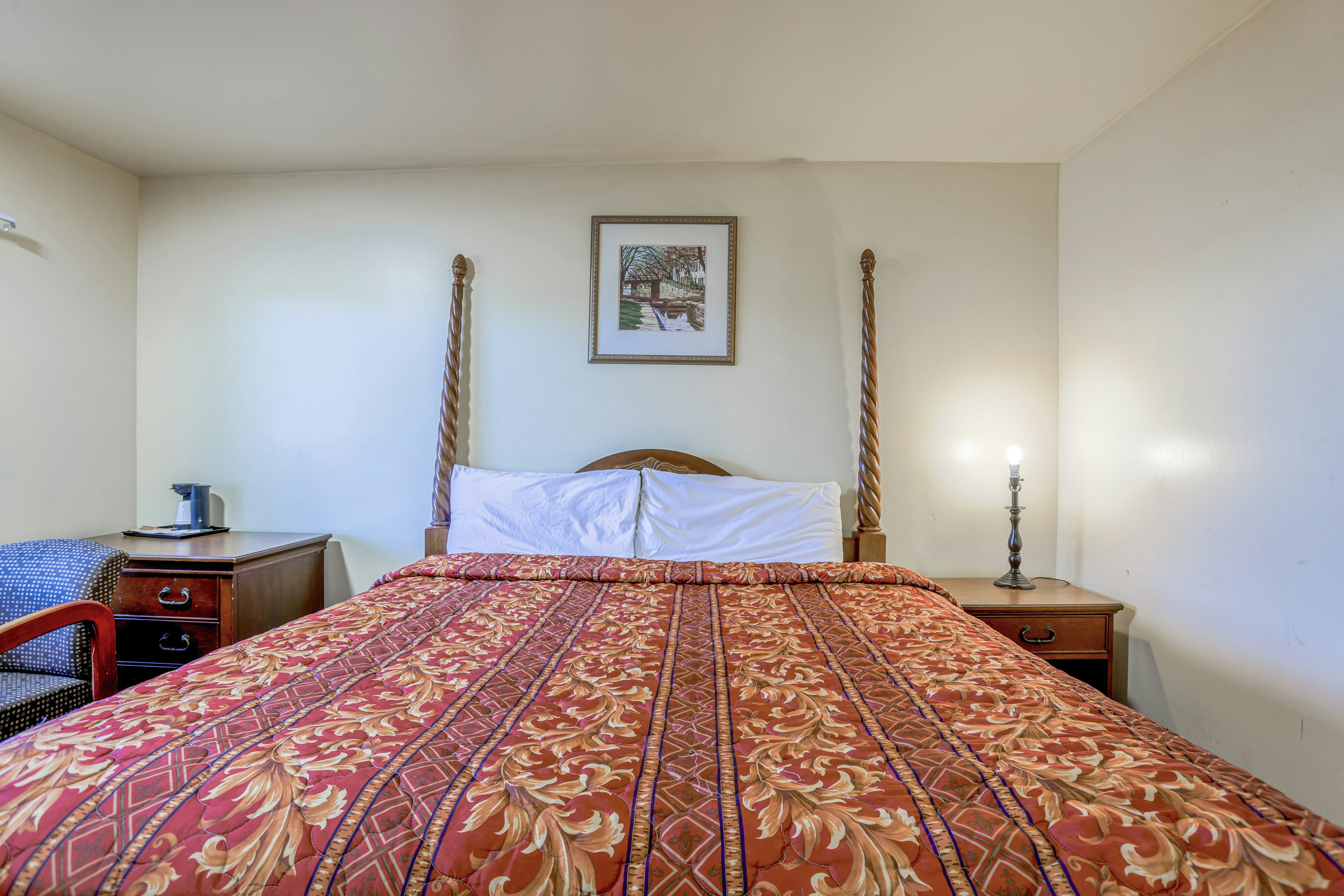 Whispering Pines by Hotel O Whitestone VA