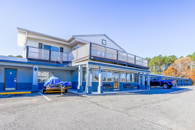 Whispering Pines by Hotel O Whitestone VA