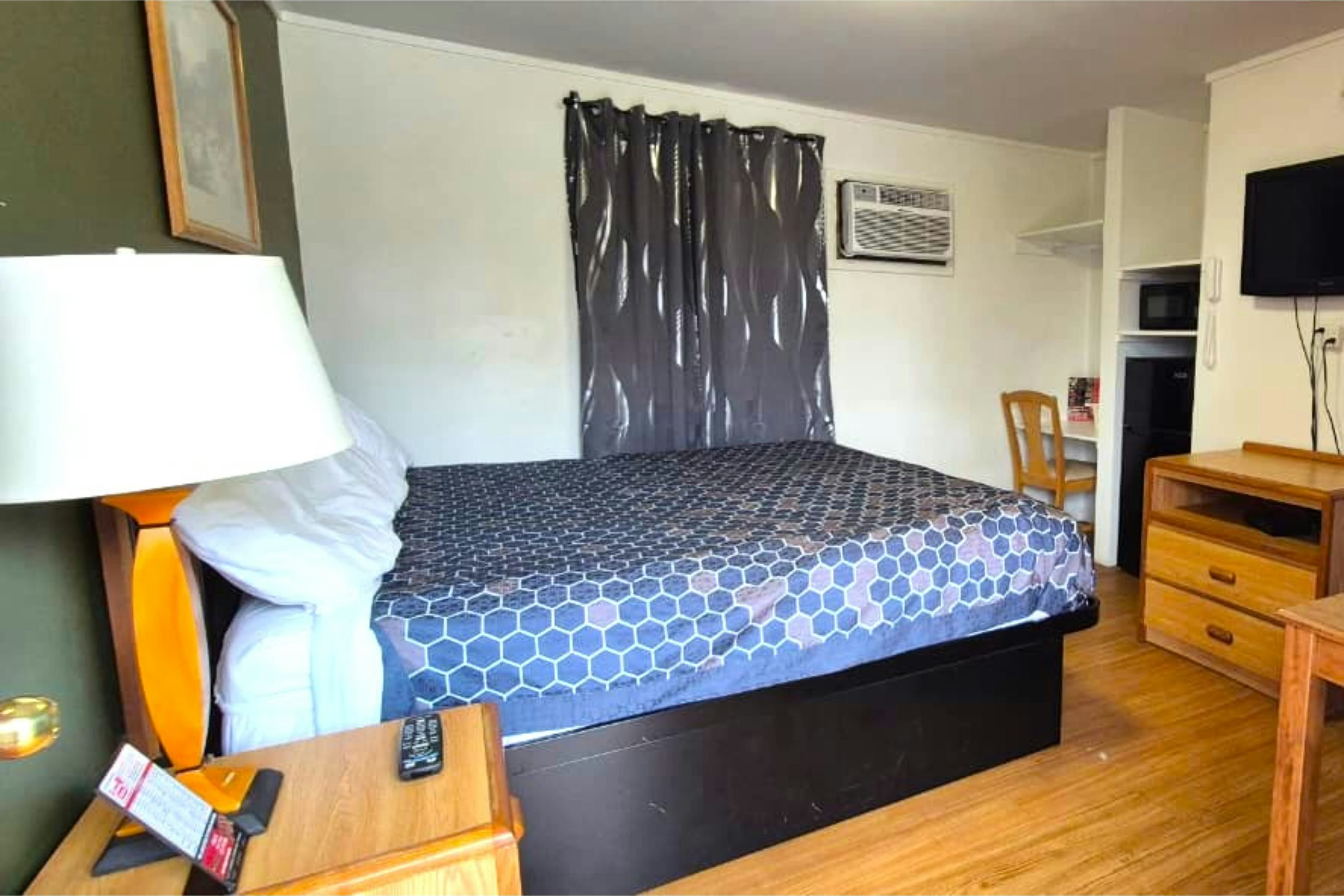 Economy Inn Cadillac MI by Hotel O