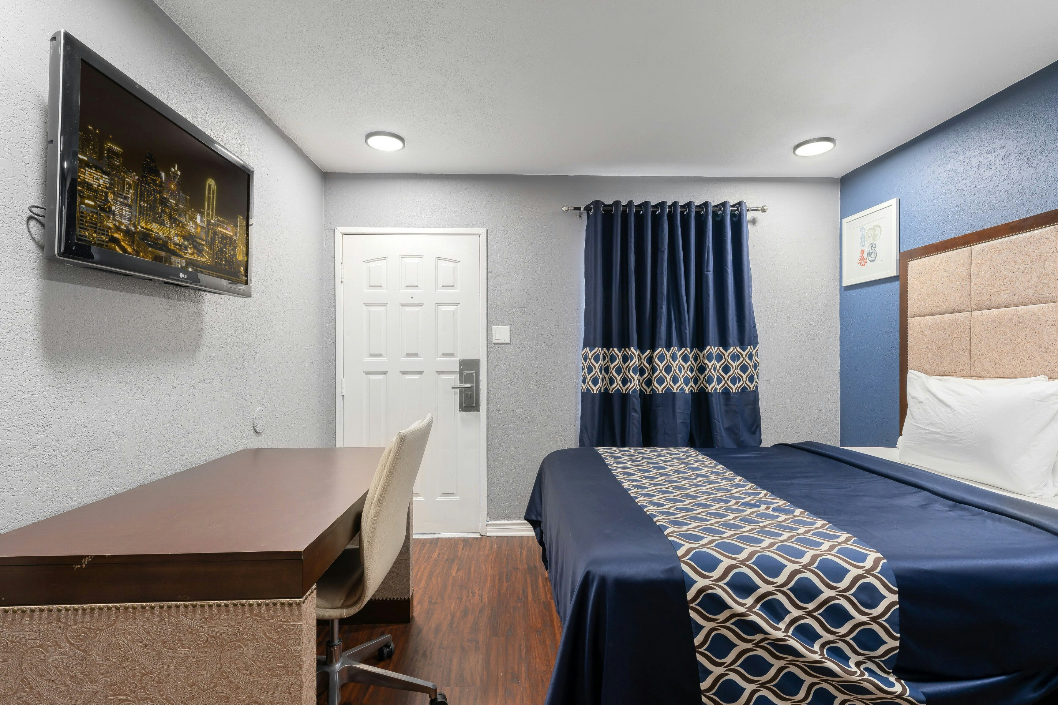 Golden Inn Dallas by Hotel O