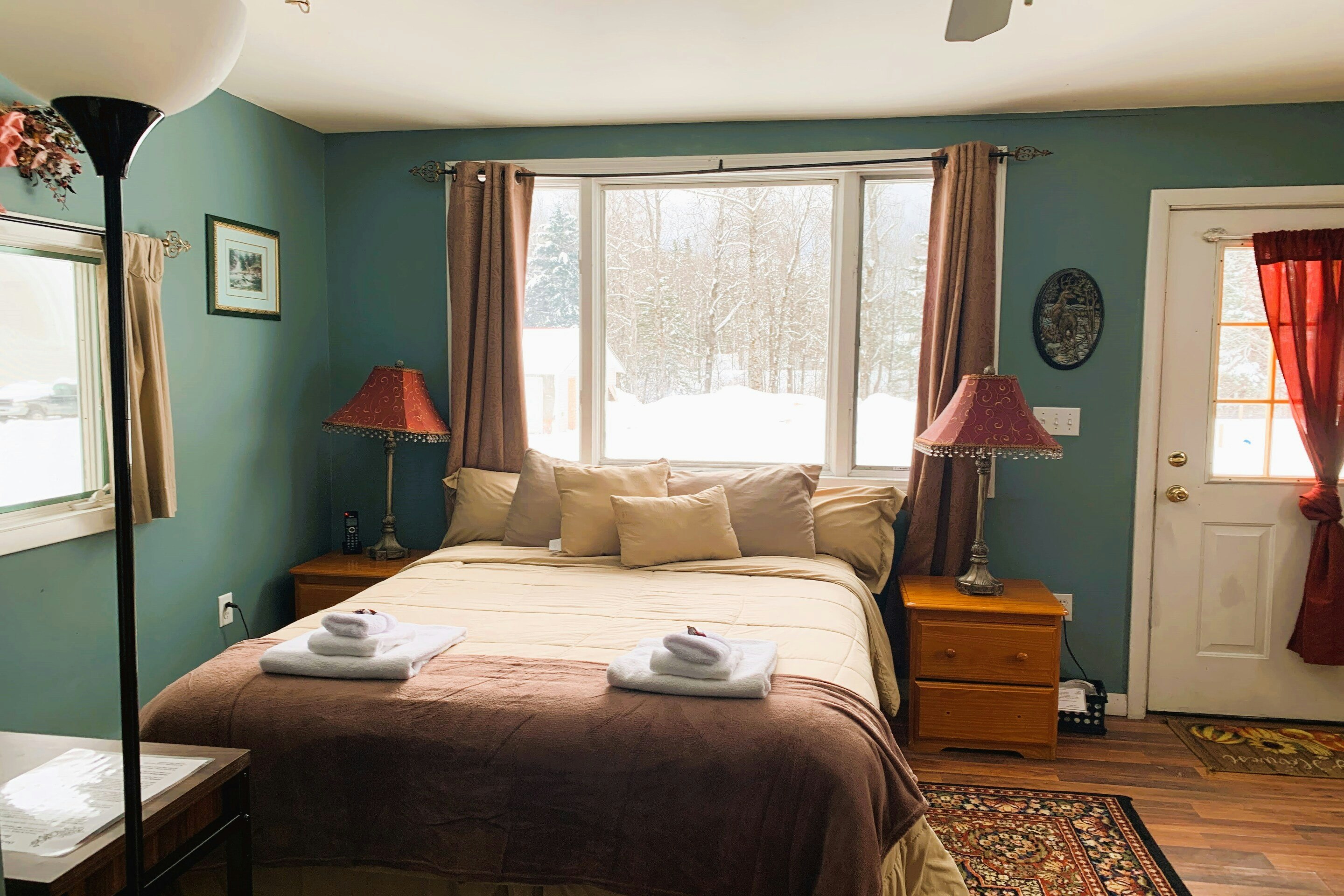 Love Hotels St John River by OYO at Fort Kent ME