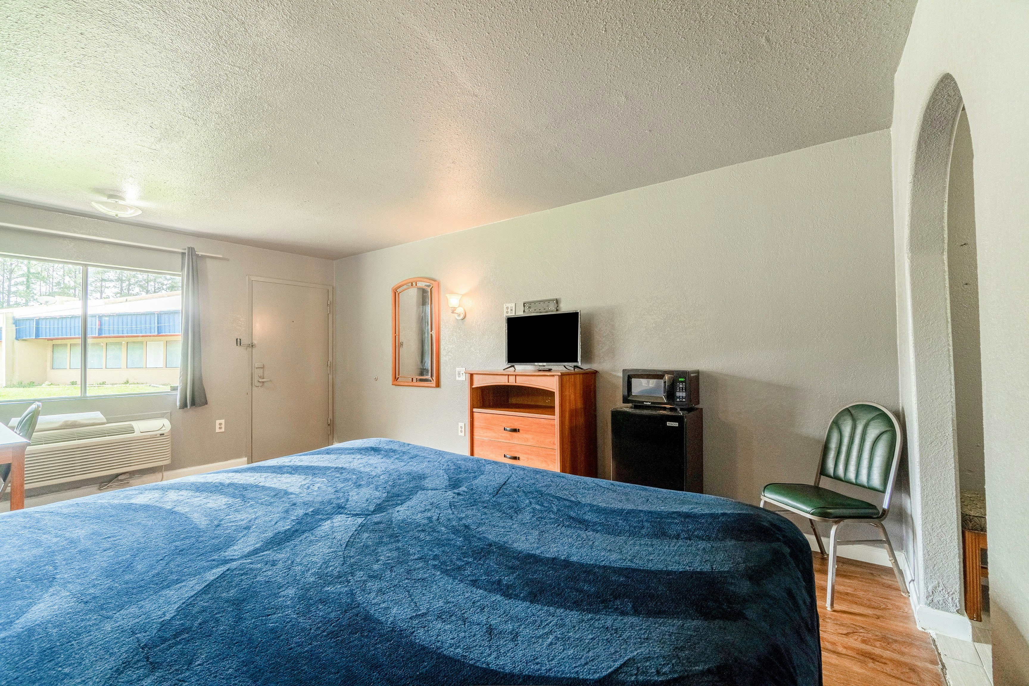 Economy Inn Livingston By OYO TX US 59