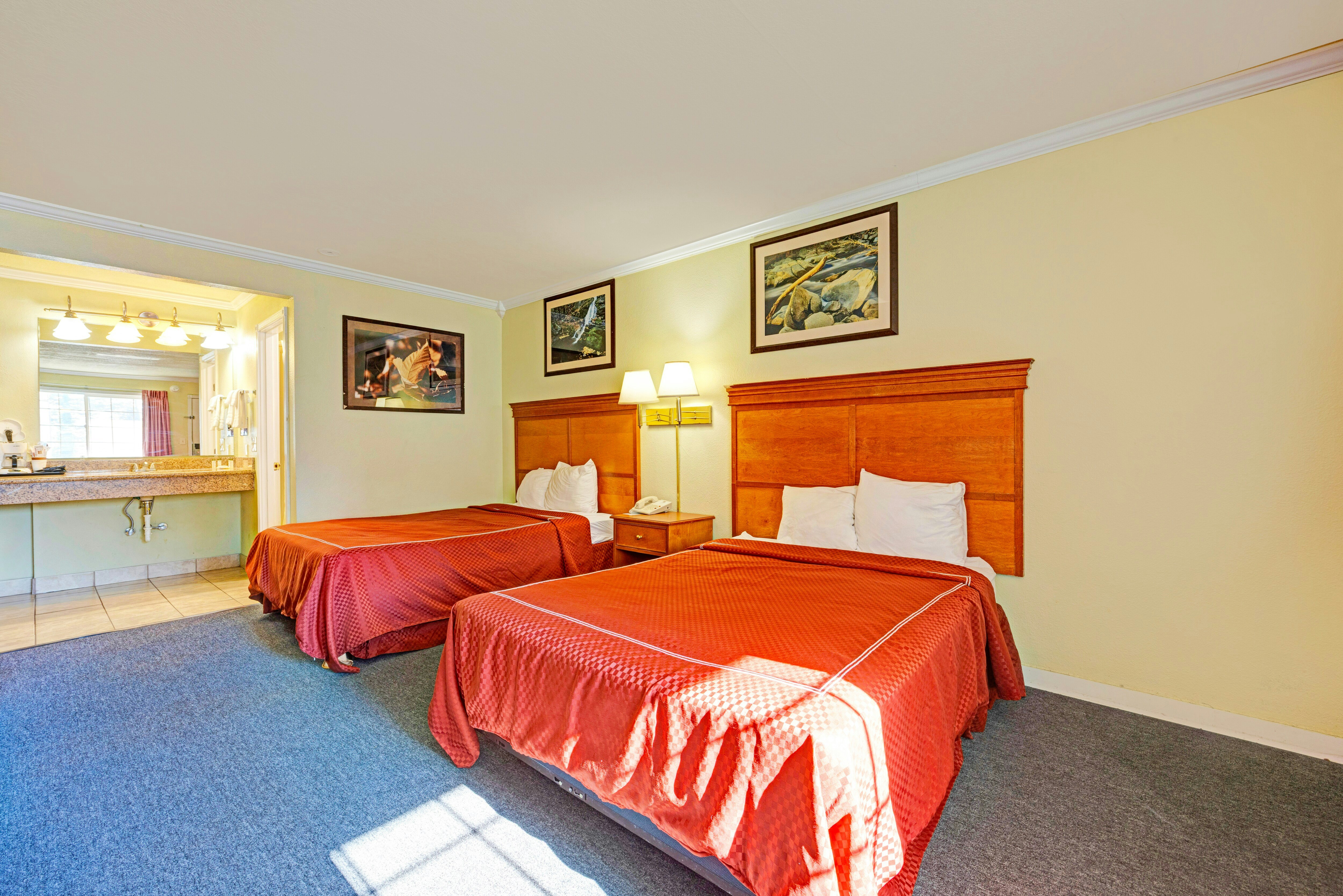 2 Full Beds Non-Smoking