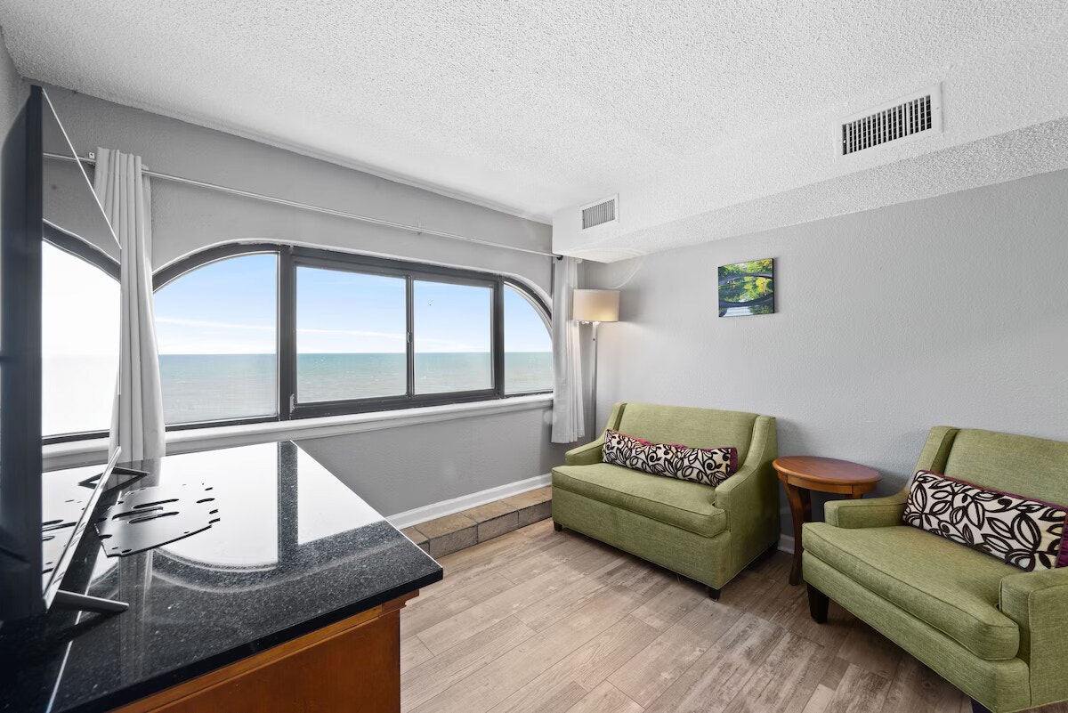 Capital O Sunset Waves Hotel Myrtle Beach Oceanfront