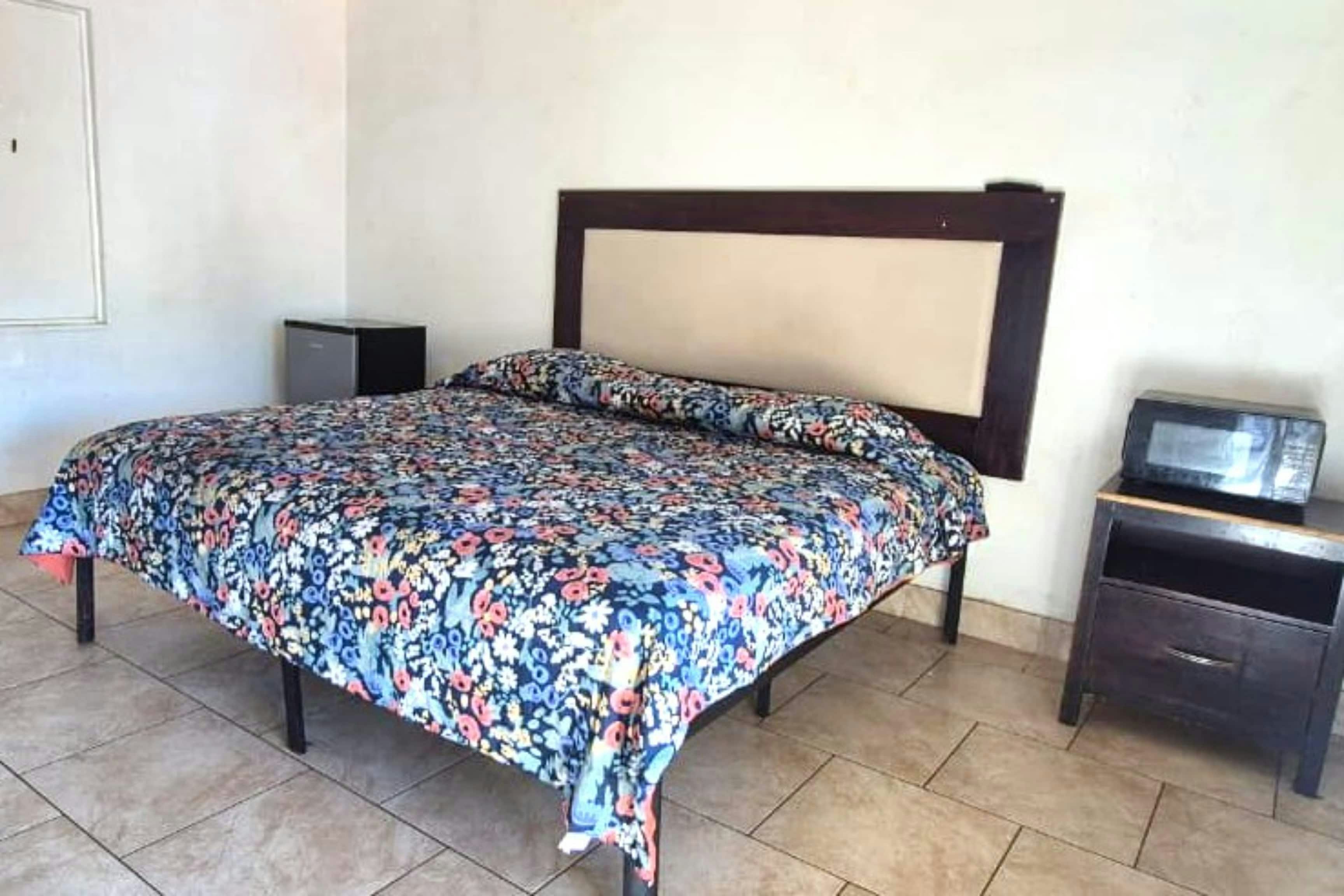 Antigua Motel by OYO Tampa US – 41