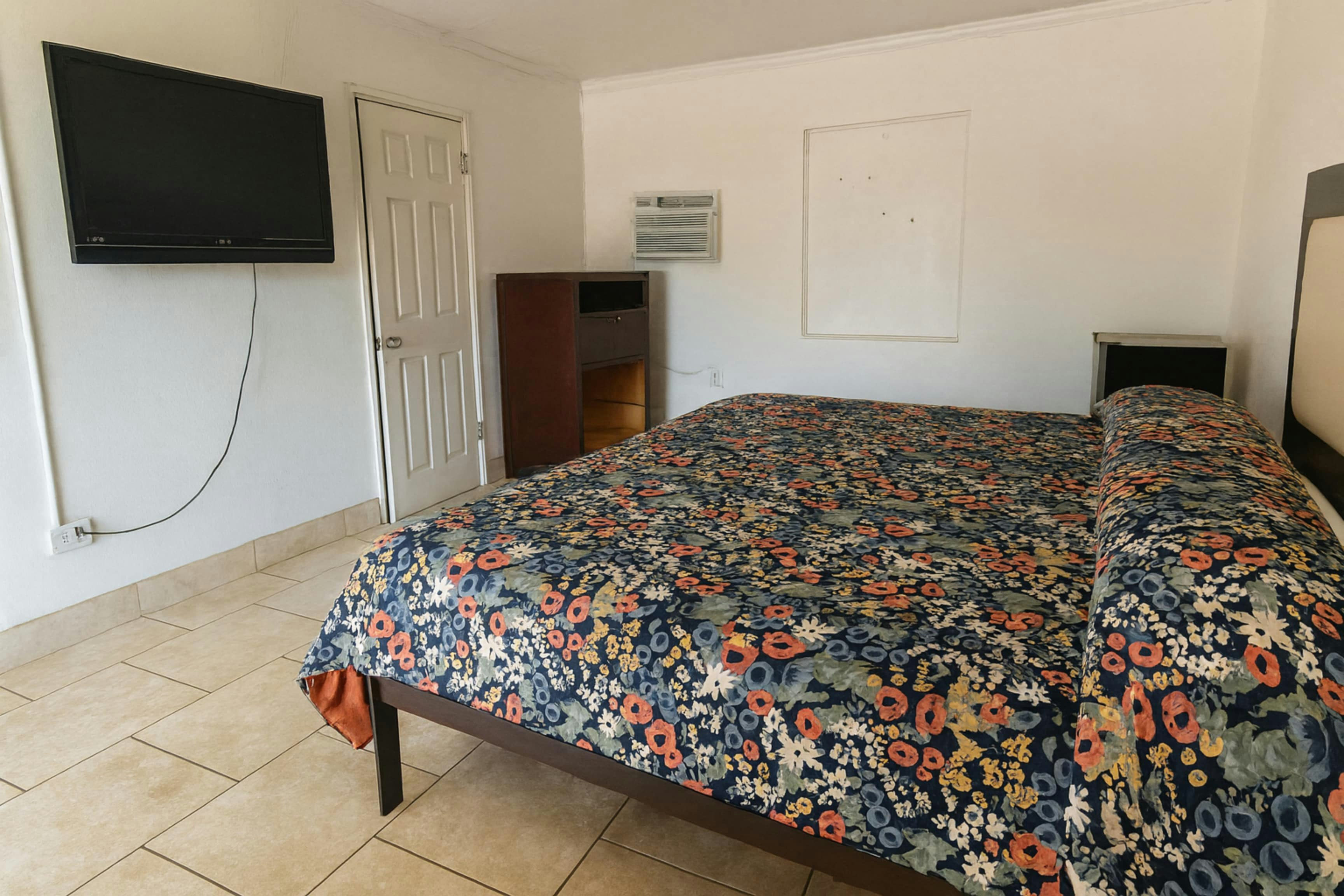 Antigua Motel by OYO Tampa US – 41