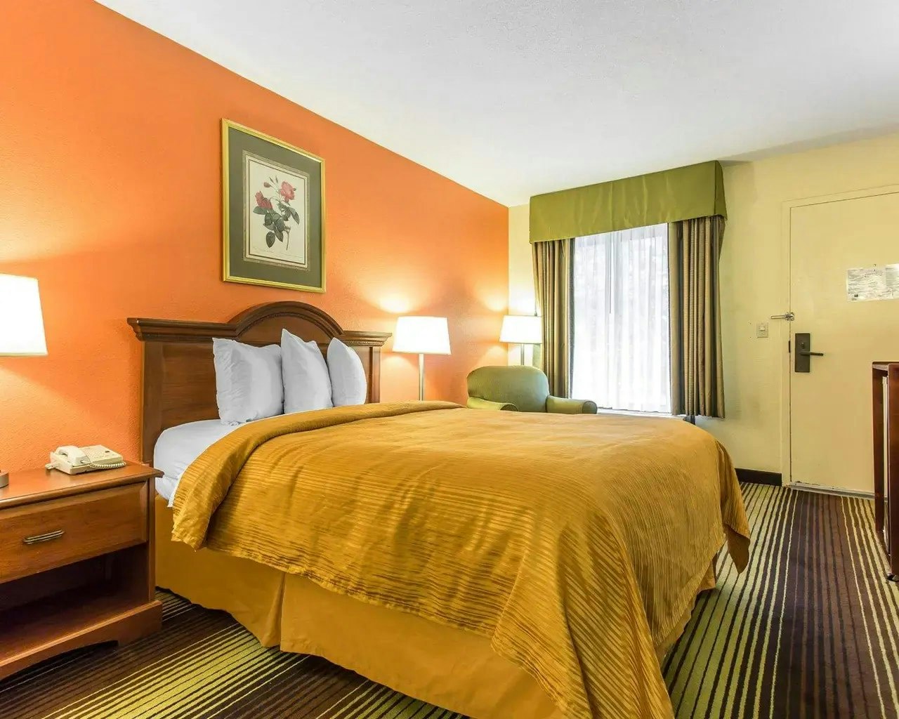 Townhouse Winston Salem – University