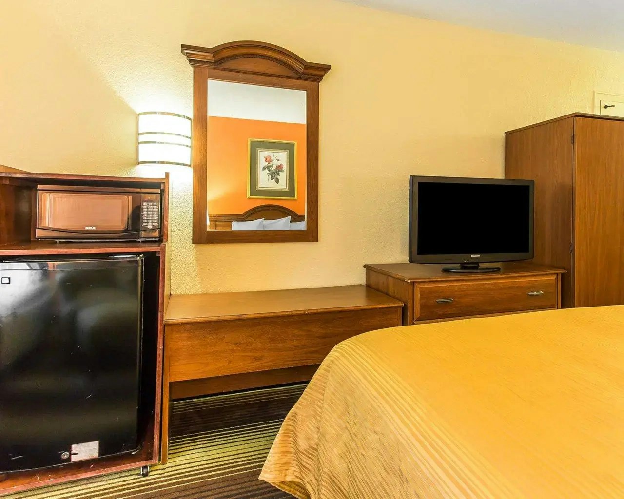 Townhouse Winston Salem – University