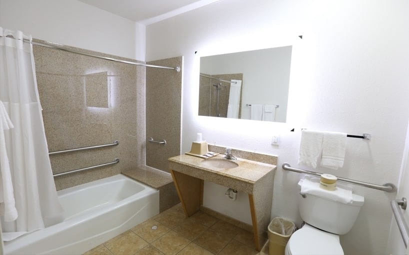 Hotel O Executive Inn Suites Cuero Hwy 87