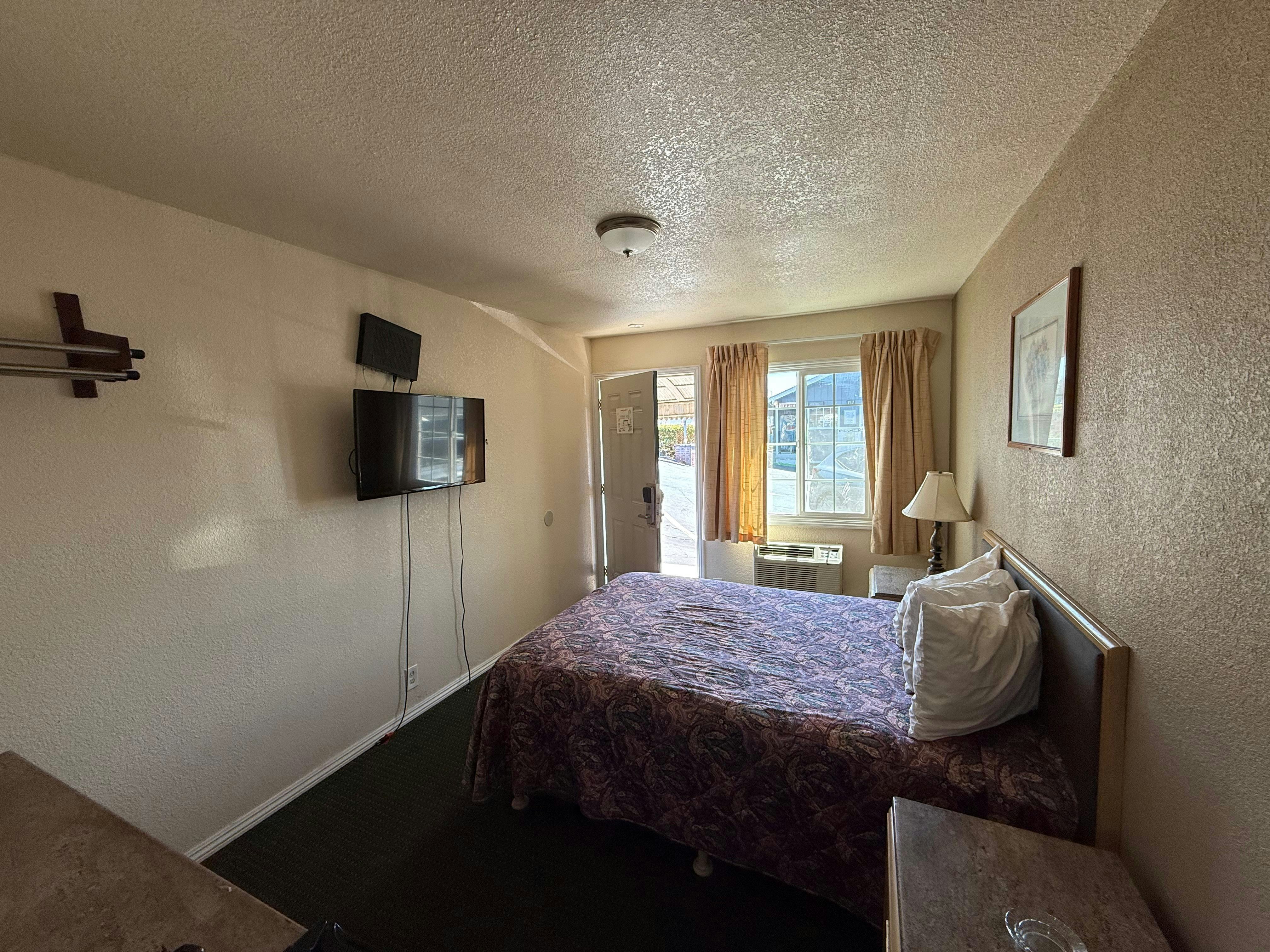 Discovery Inn Vallejo I 80 Near Napa CA