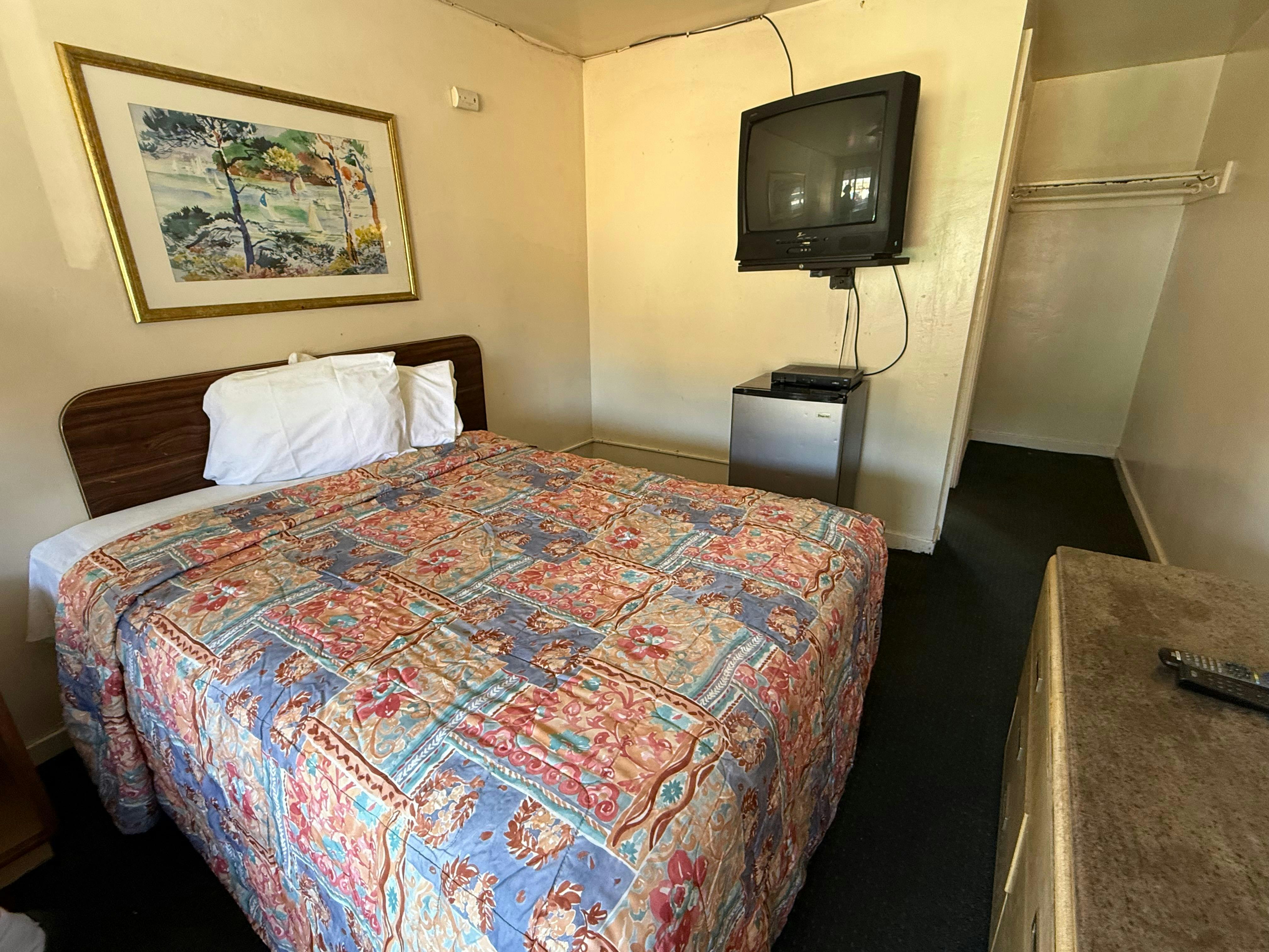 Discovery Inn Vallejo I 80 Near Napa CA