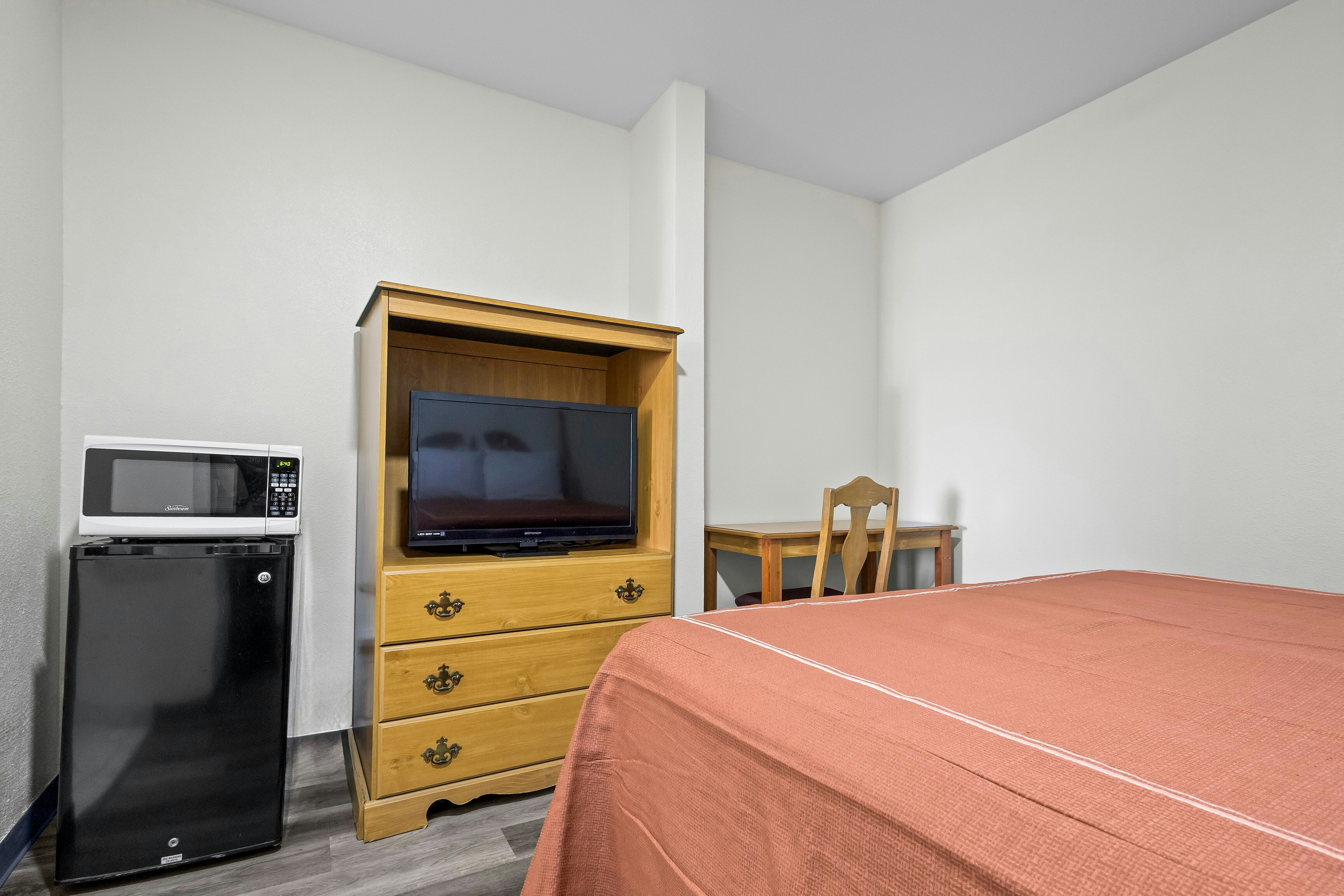 Capital O First Heritage Inn Rantoul IL I 57