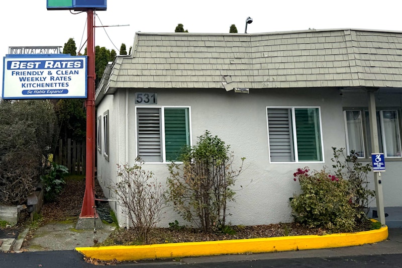 6 Rivers Motel Fortuna near Hwy 101