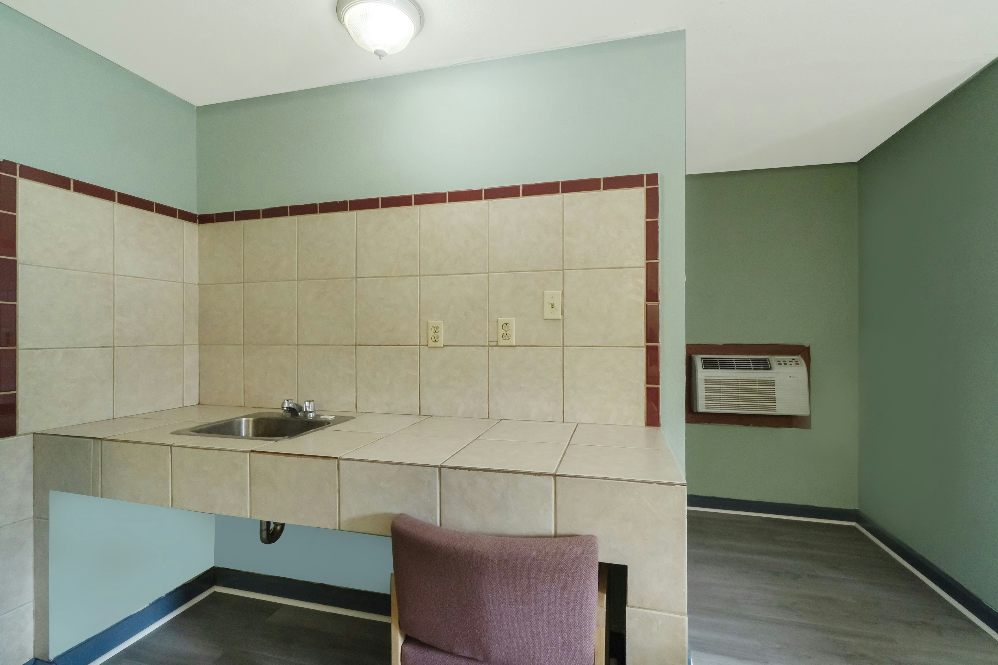OYO Parker Motel