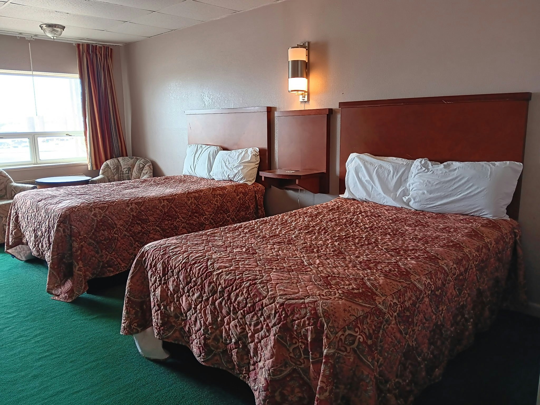 2 Queen Beds Non-Smoking