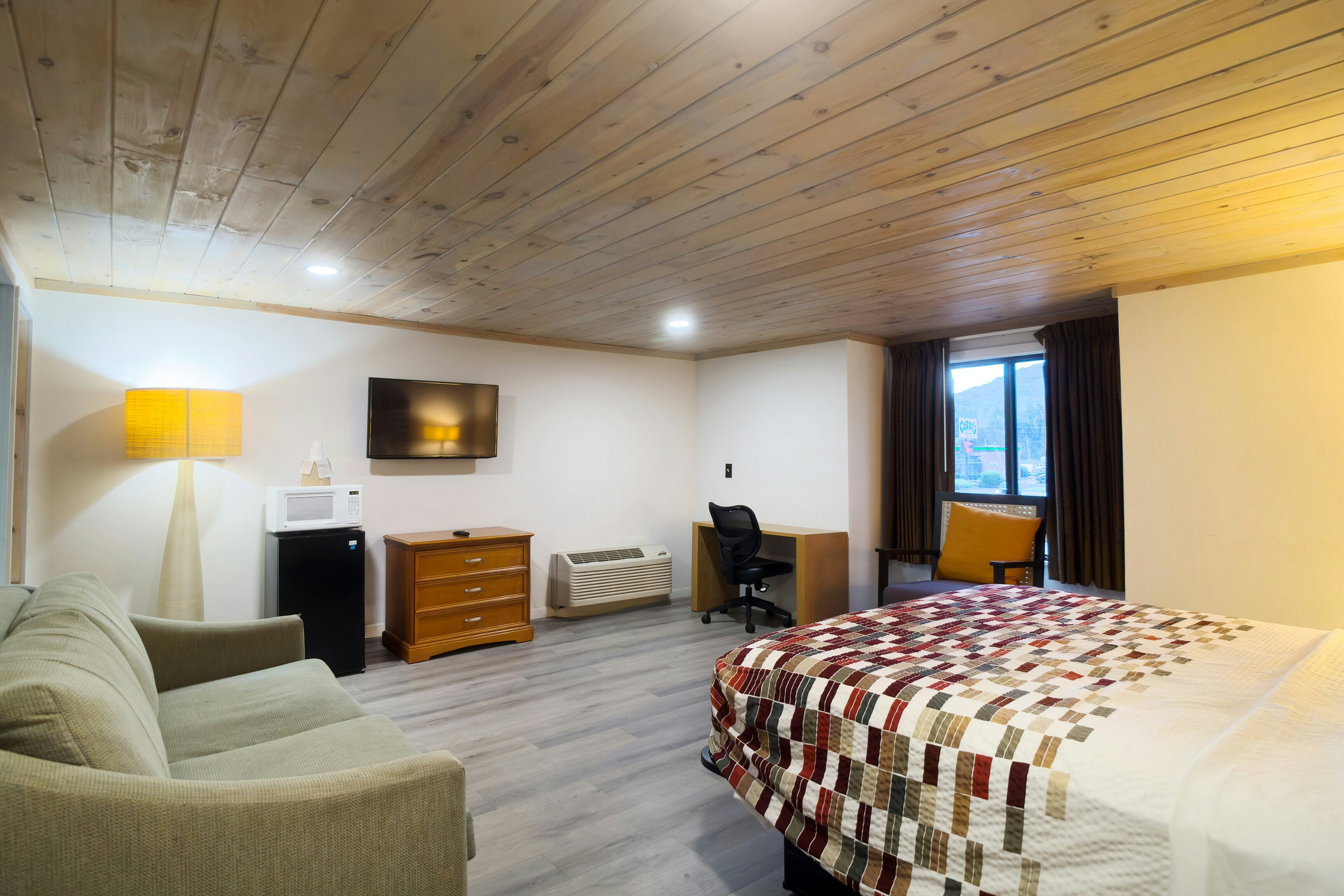 Tennessee Mountain Lodge Riverside by OYO