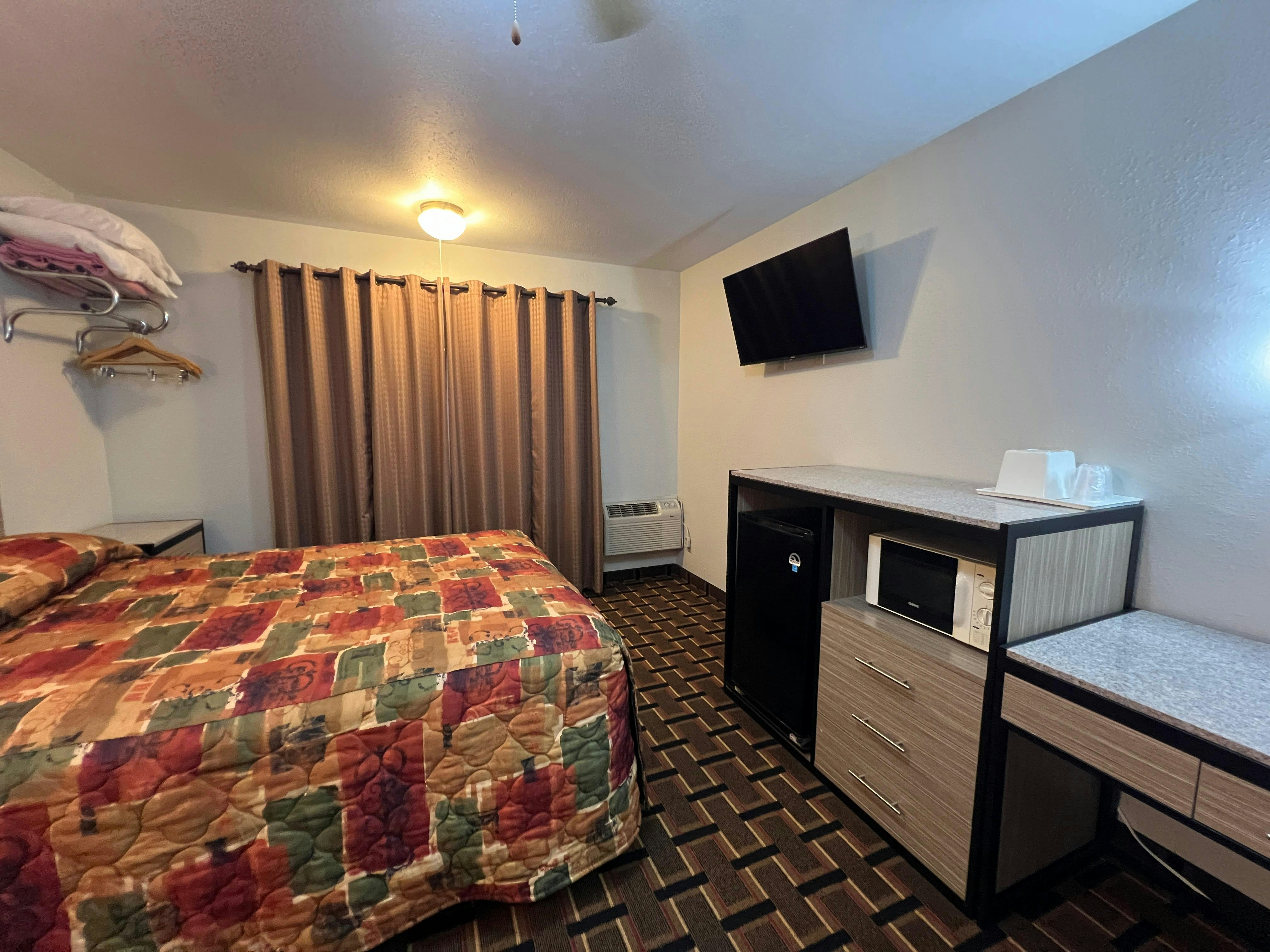 Deluxe Inn Capital O Nebraska City I 29