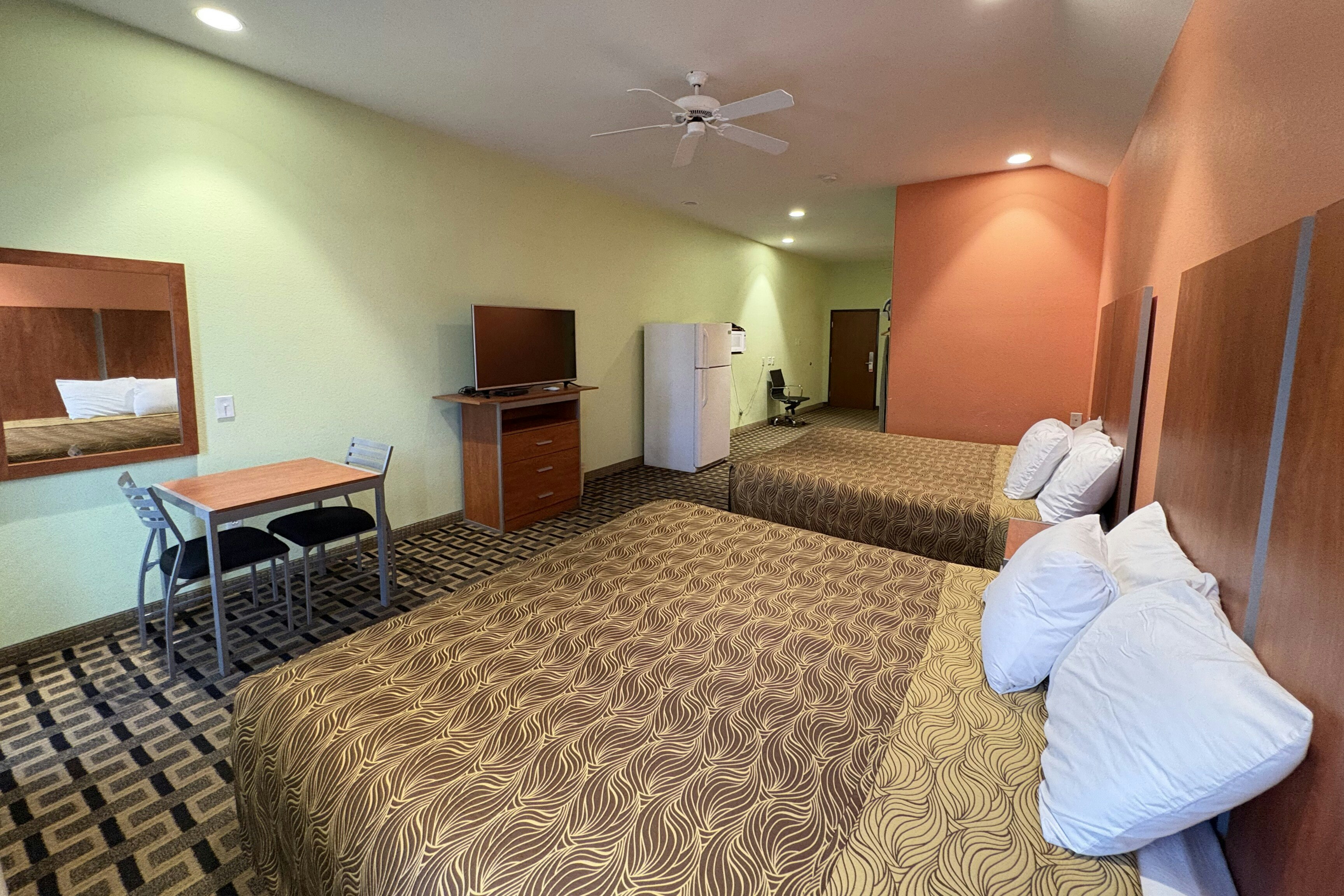 OYO Regency Inn And Suites