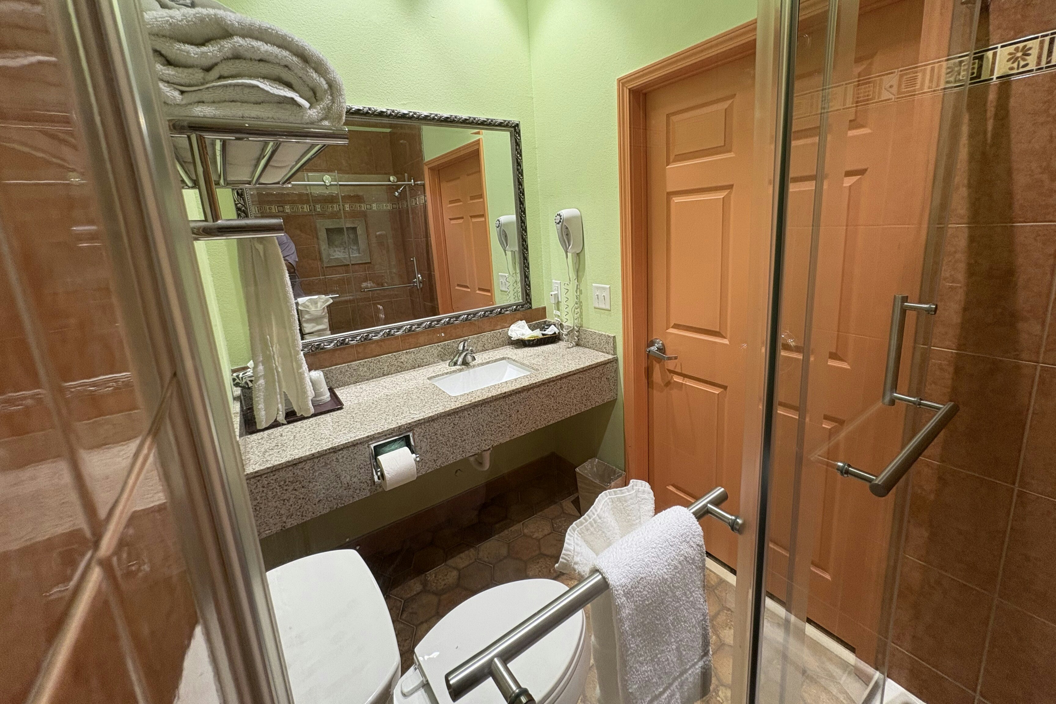 OYO Regency Inn And Suites
