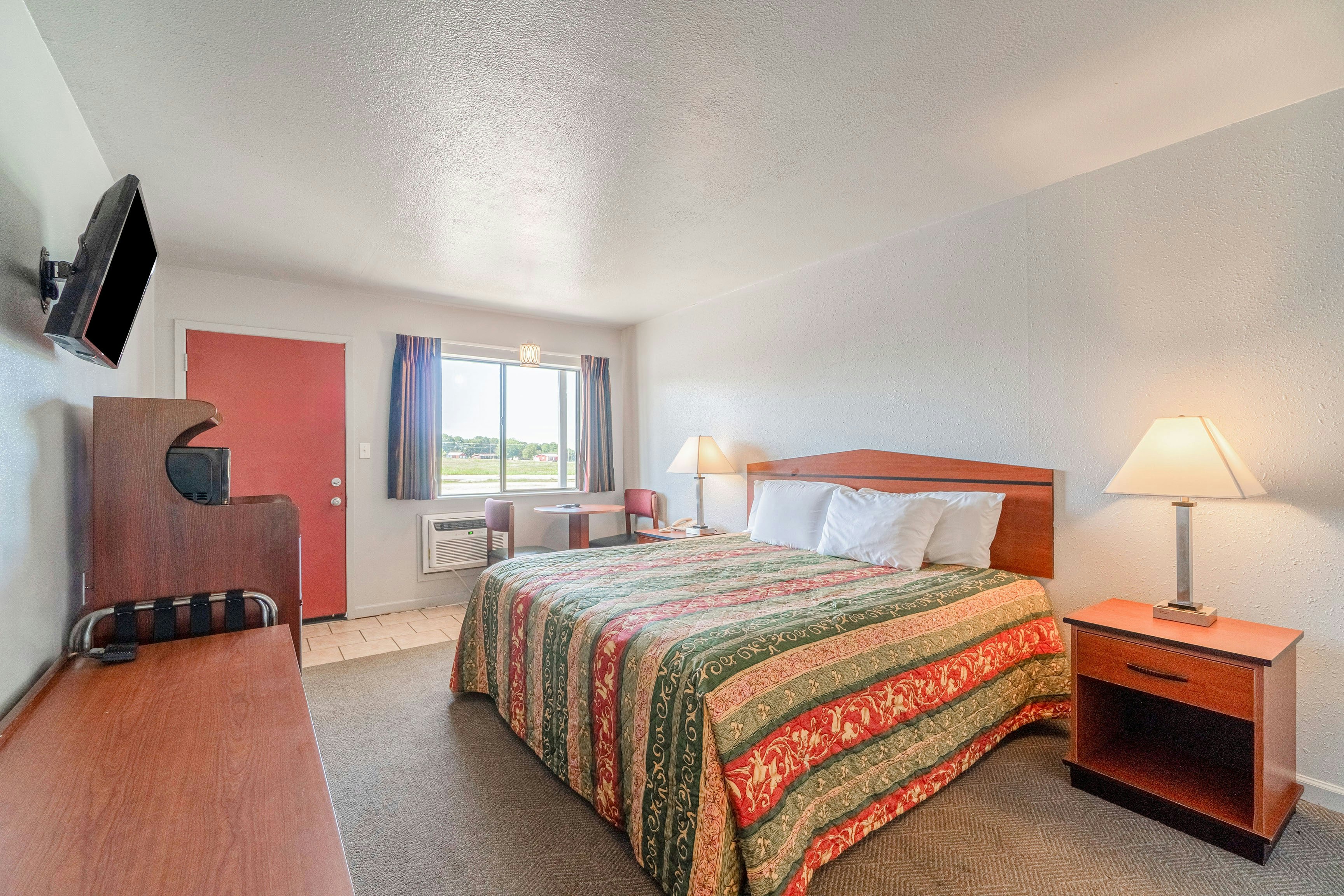 OYO Aurora Motel Inn