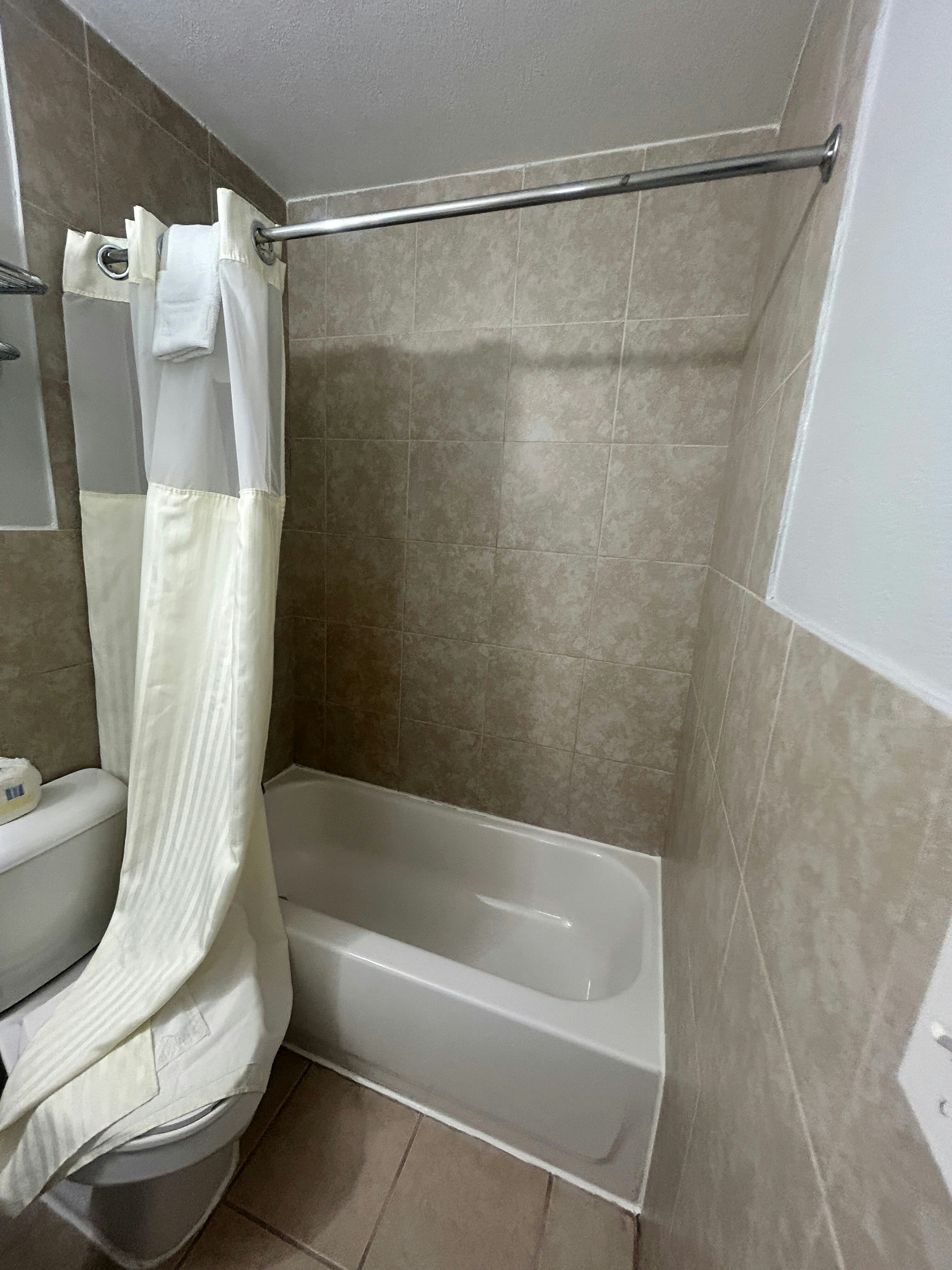Budget Inn Oskaloosa US 63 Near Pella
